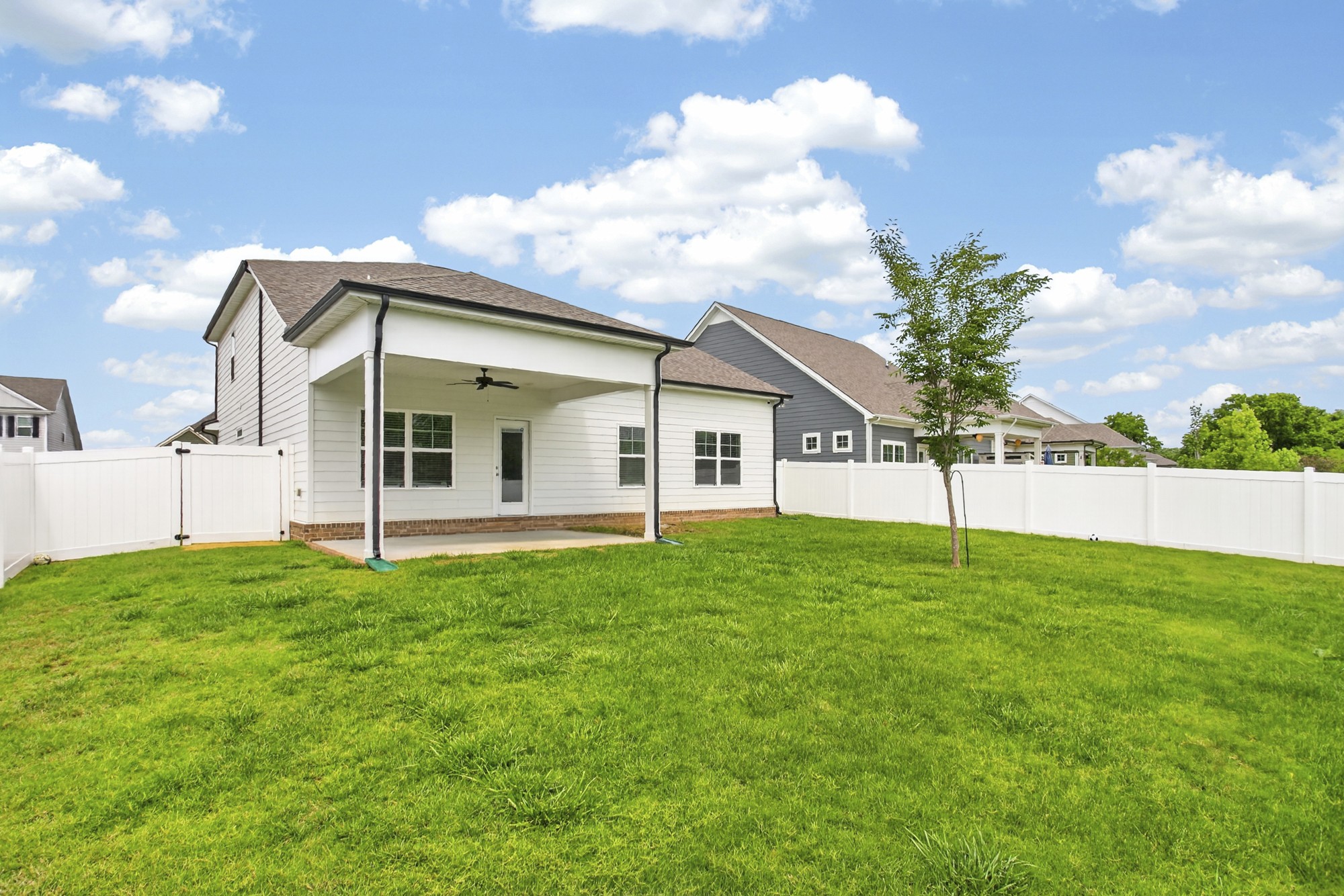 3415 Plum Leaf Pl