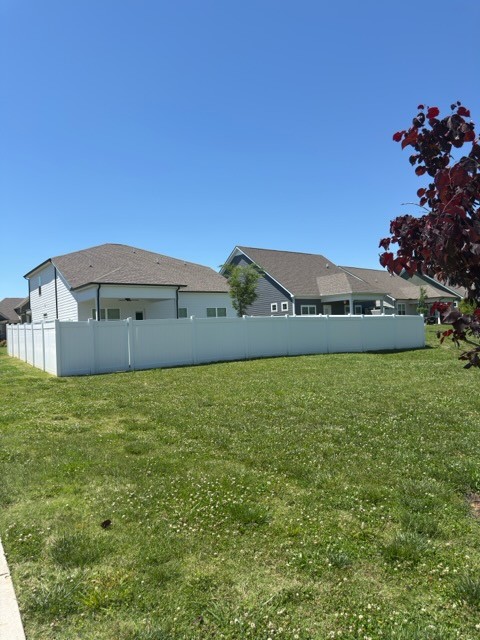 3415 Plum Leaf Pl