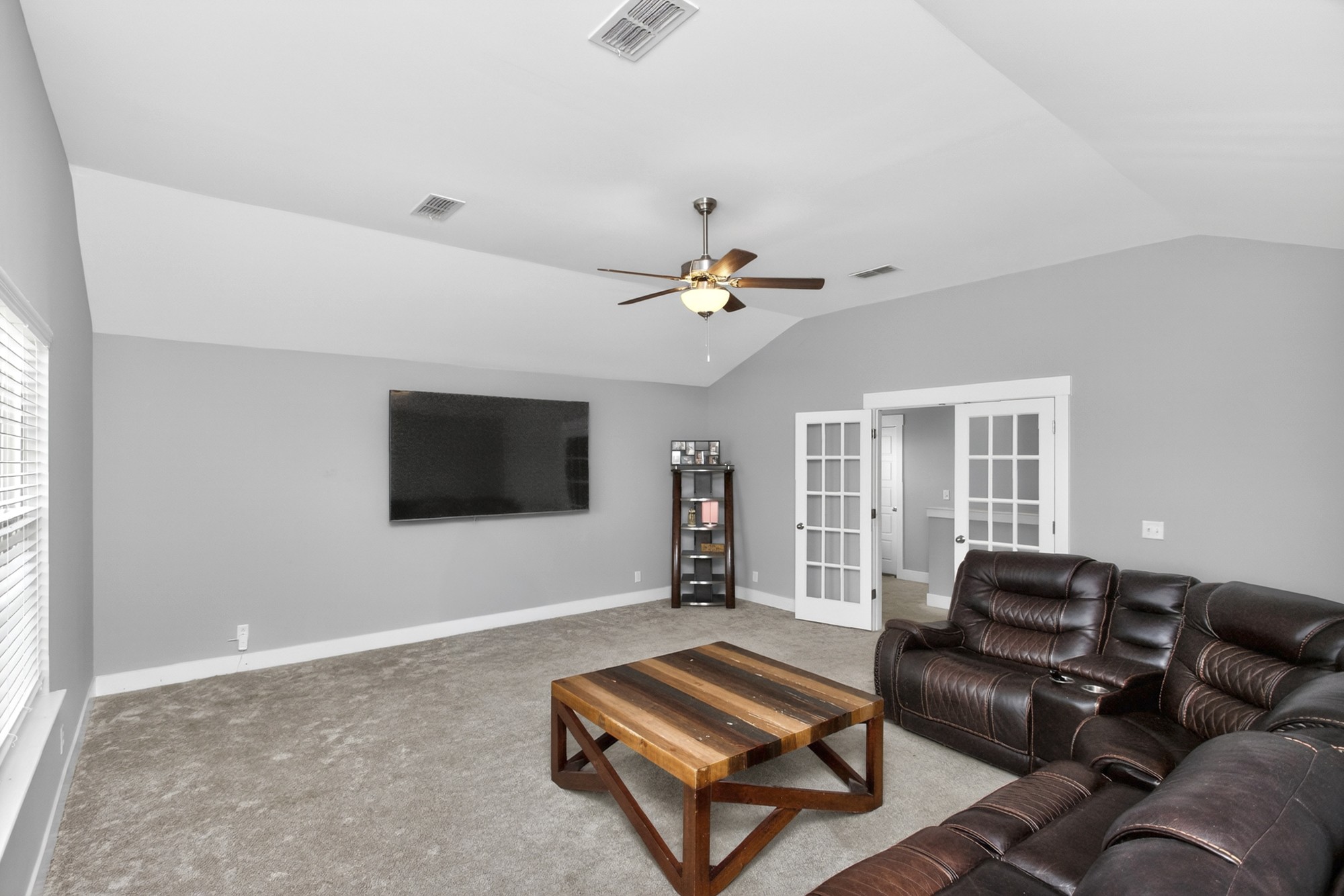 3415 Plum Leaf Pl