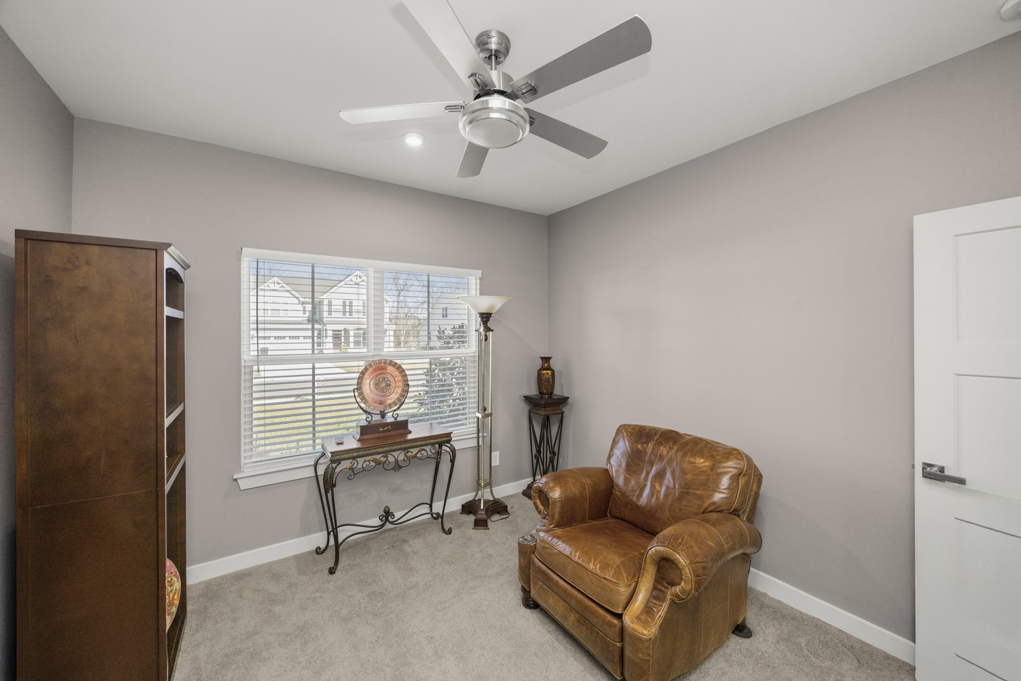 2111 Hideaway Ln
