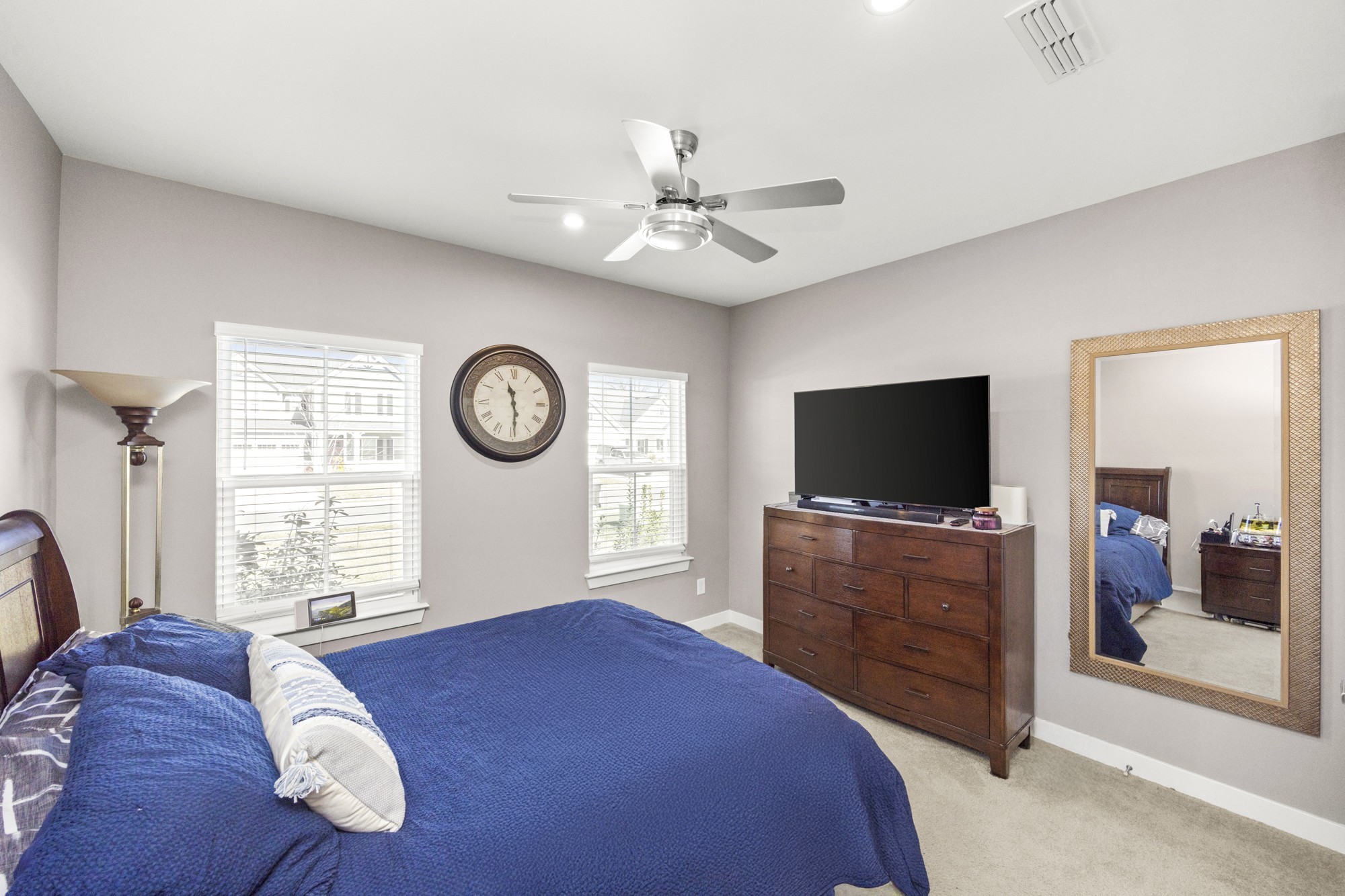 2111 Hideaway Ln