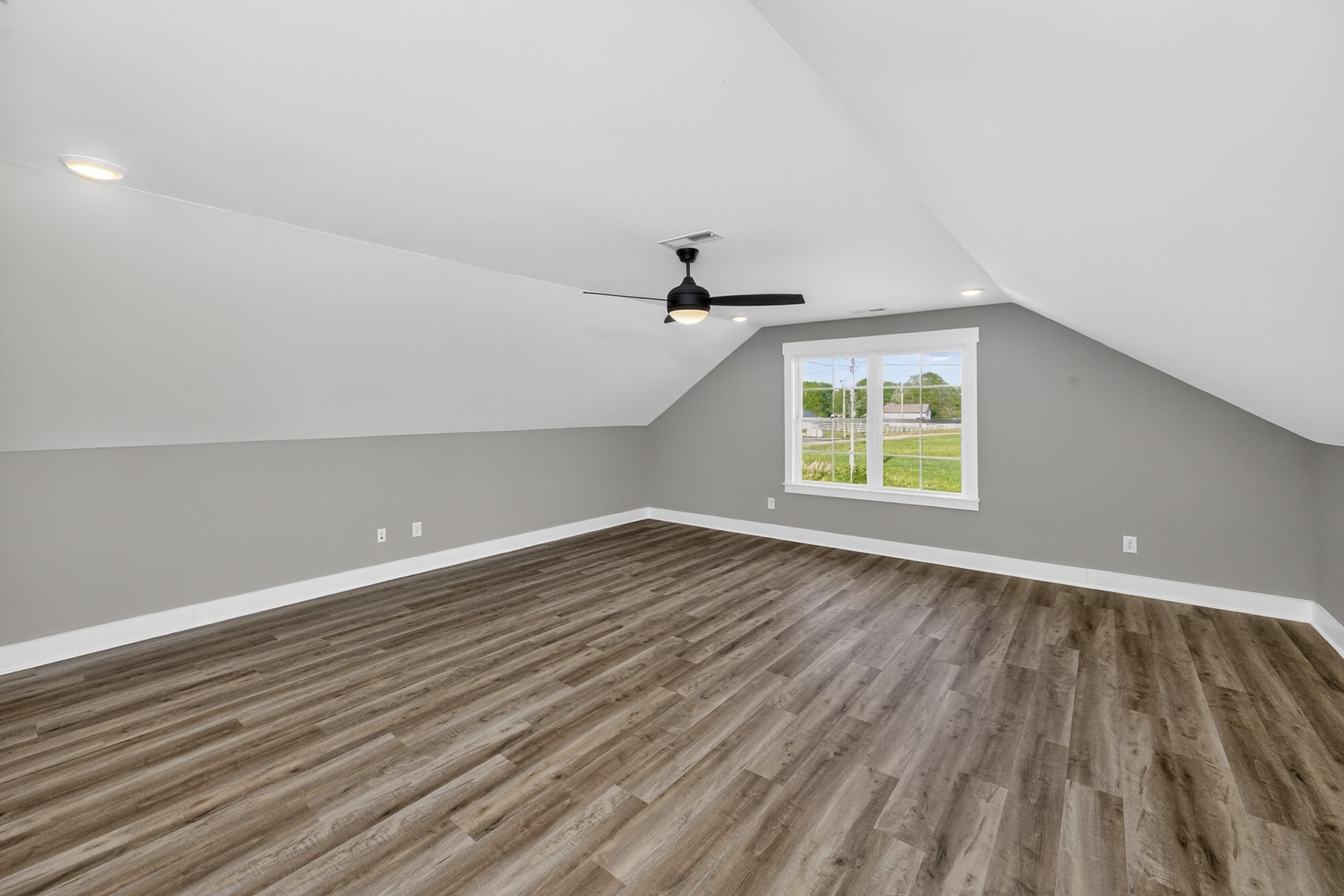 273 Copperas Creek Rd