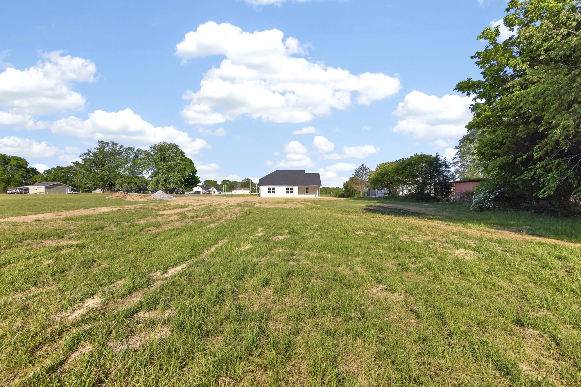 273 Copperas Creek Rd