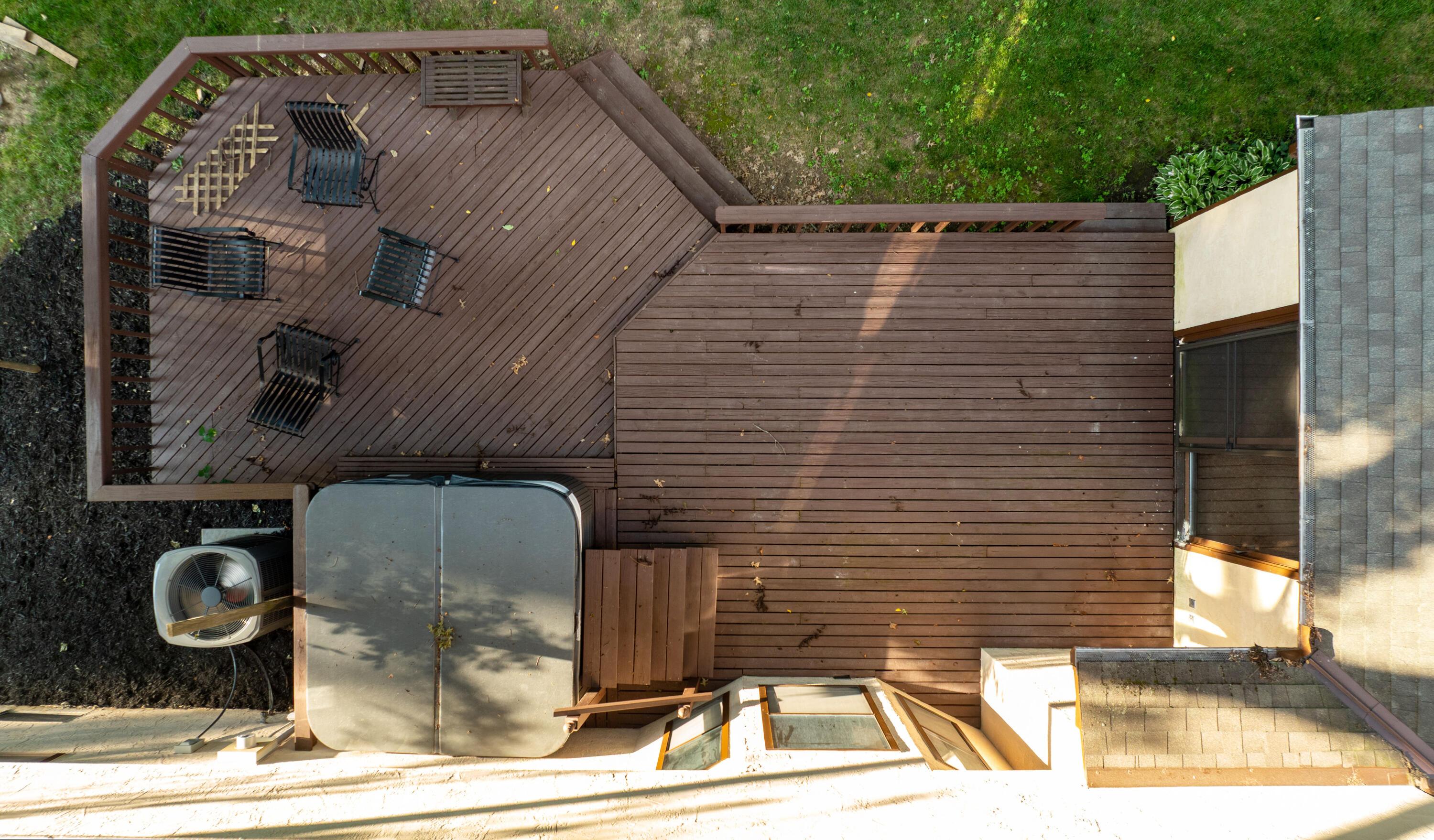 10010 Oxford Drive