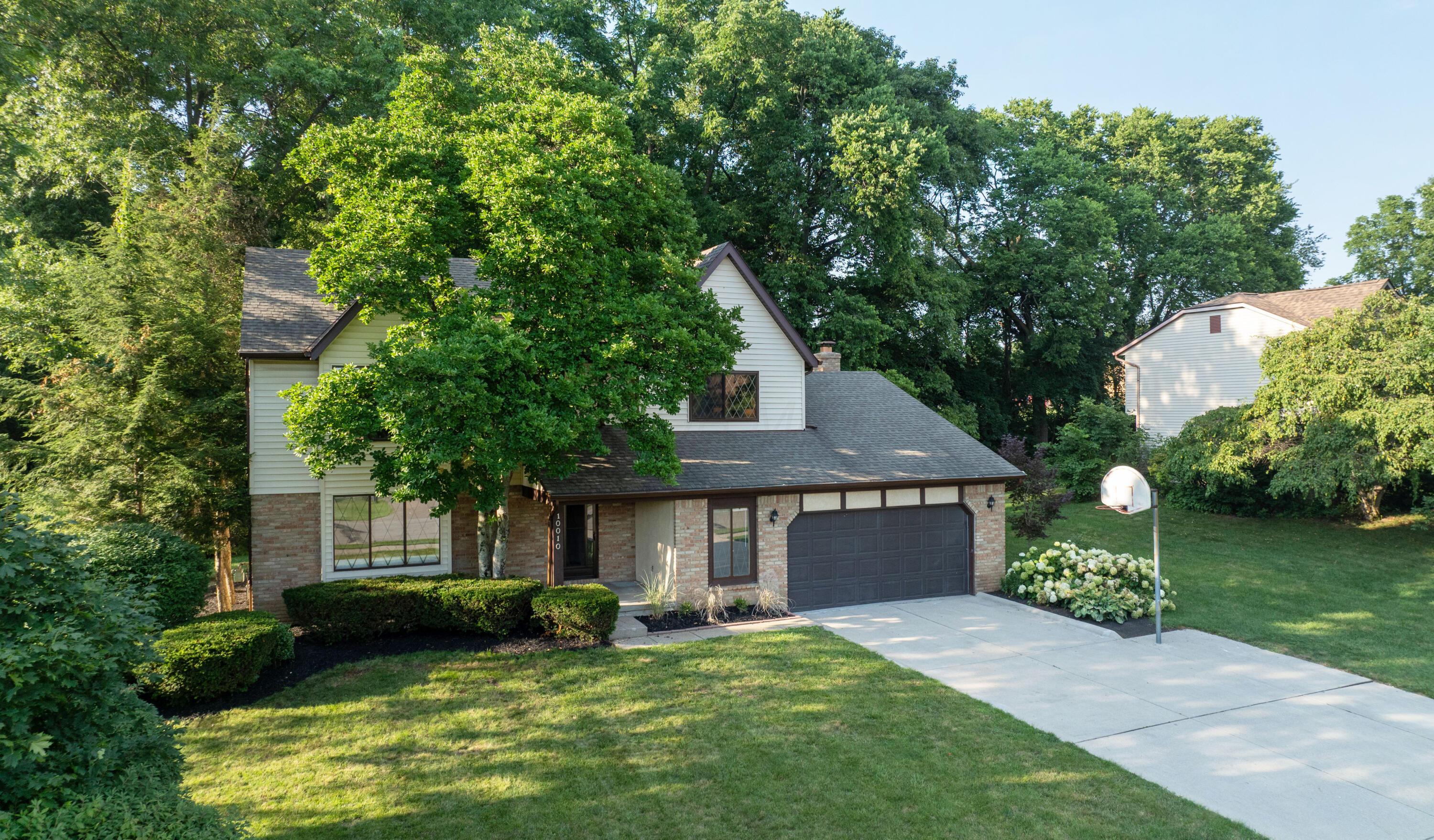 10010 Oxford Drive