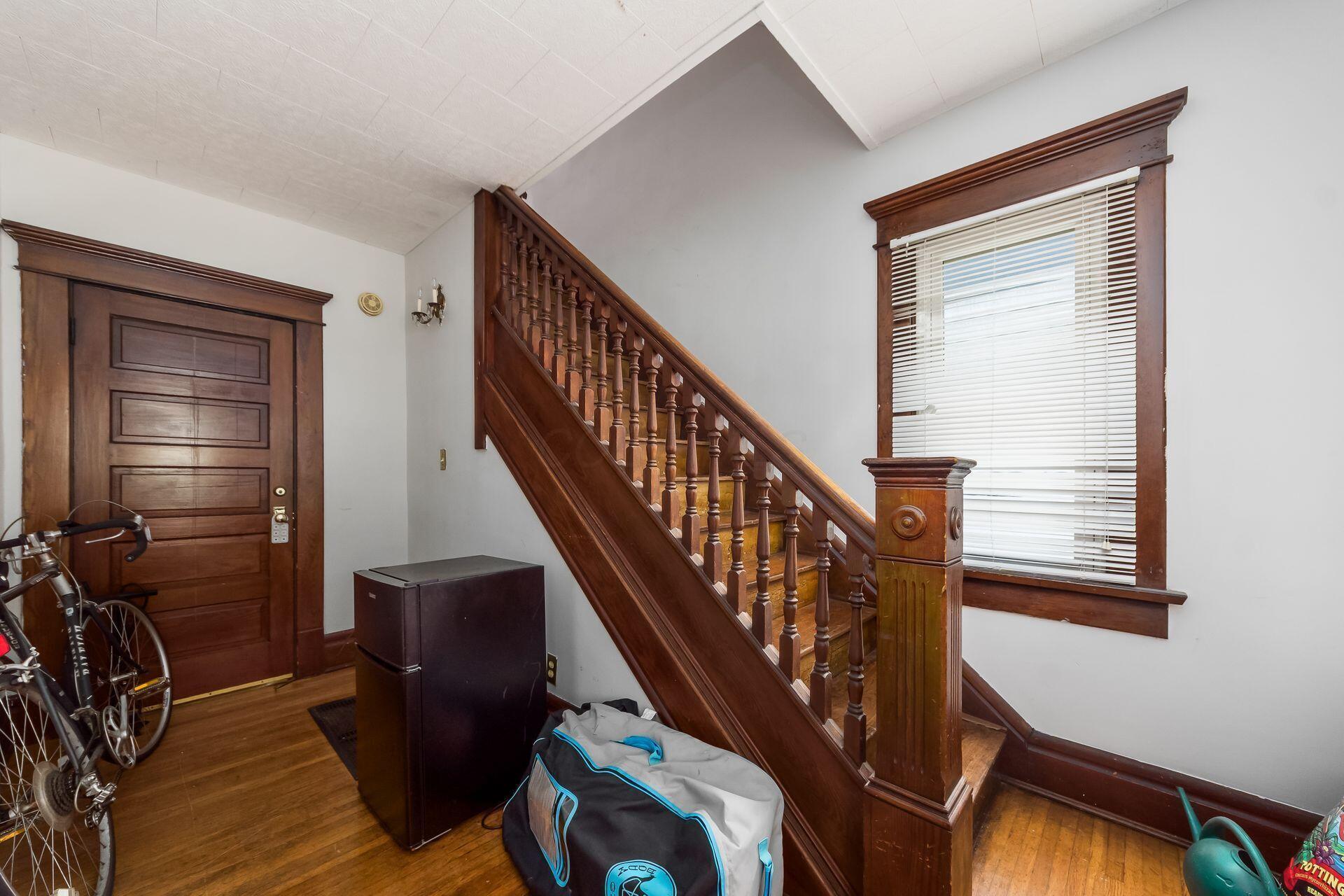 112 W Tompkins Street