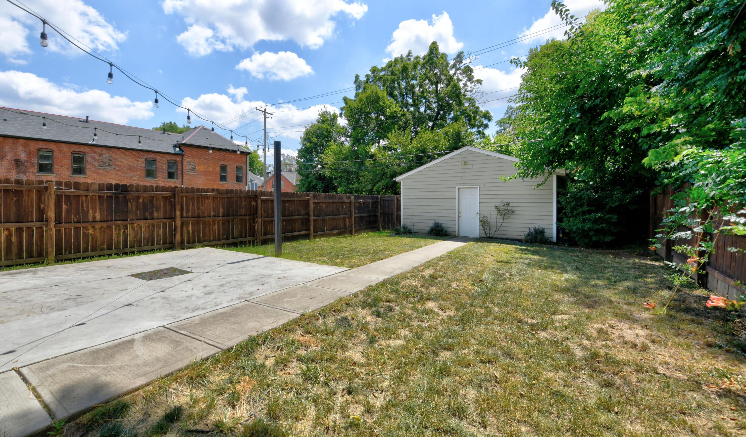 1455 Franklin Avenue