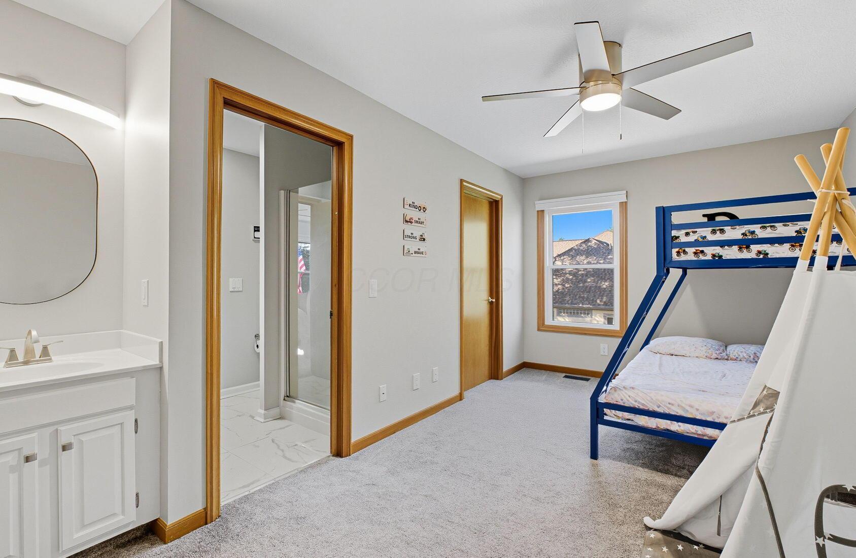 5962 Heritage Lakes Drive