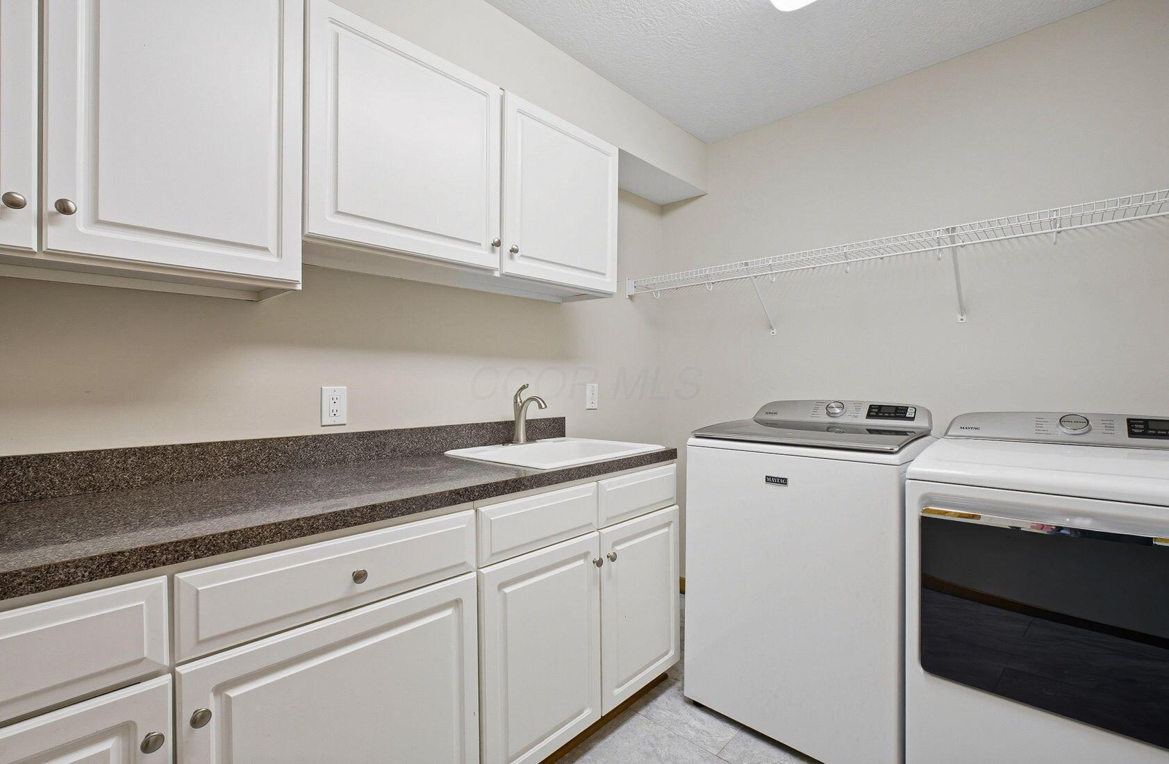 5962 Heritage Lakes Drive