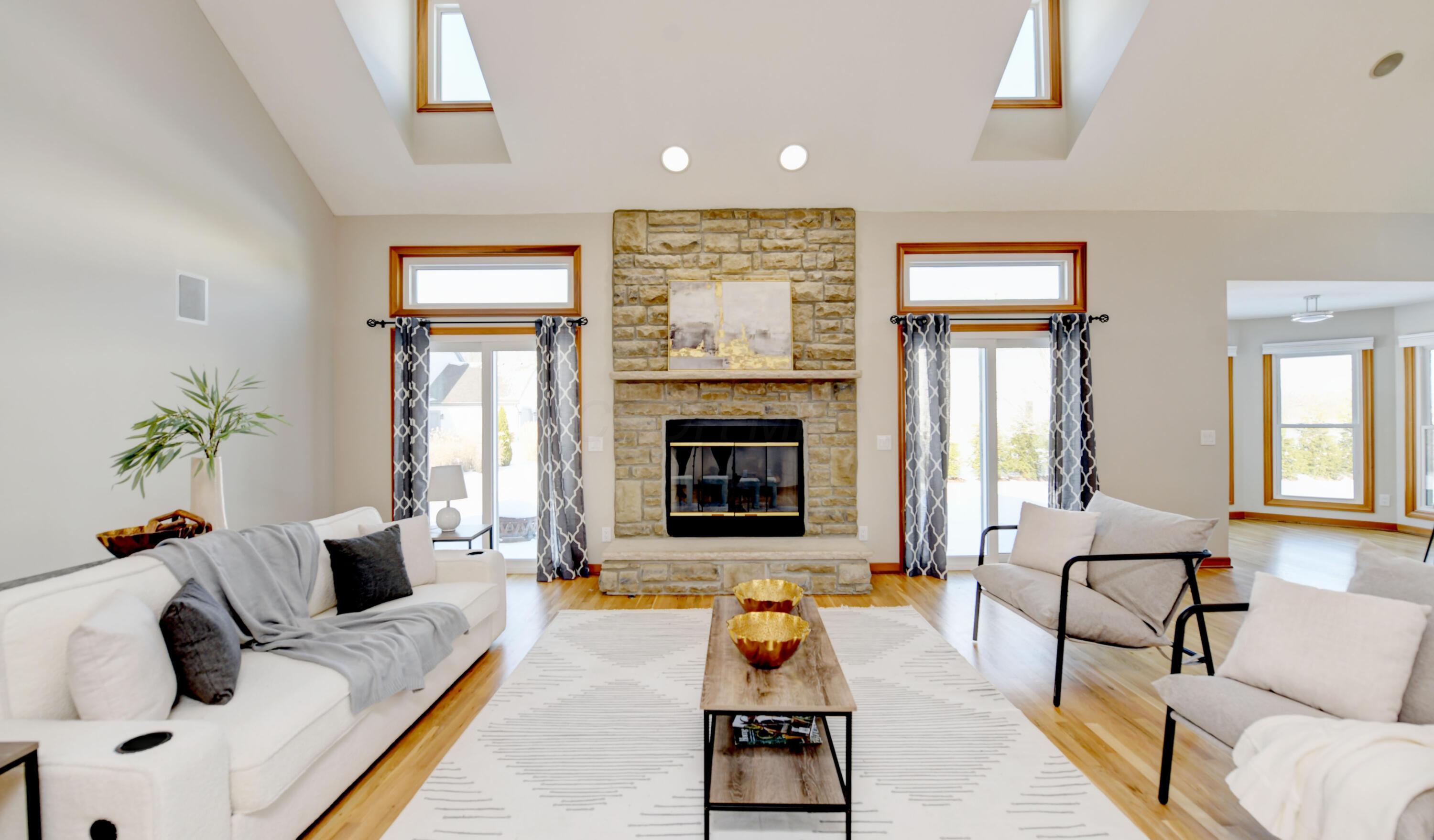 5962 Heritage Lakes Drive