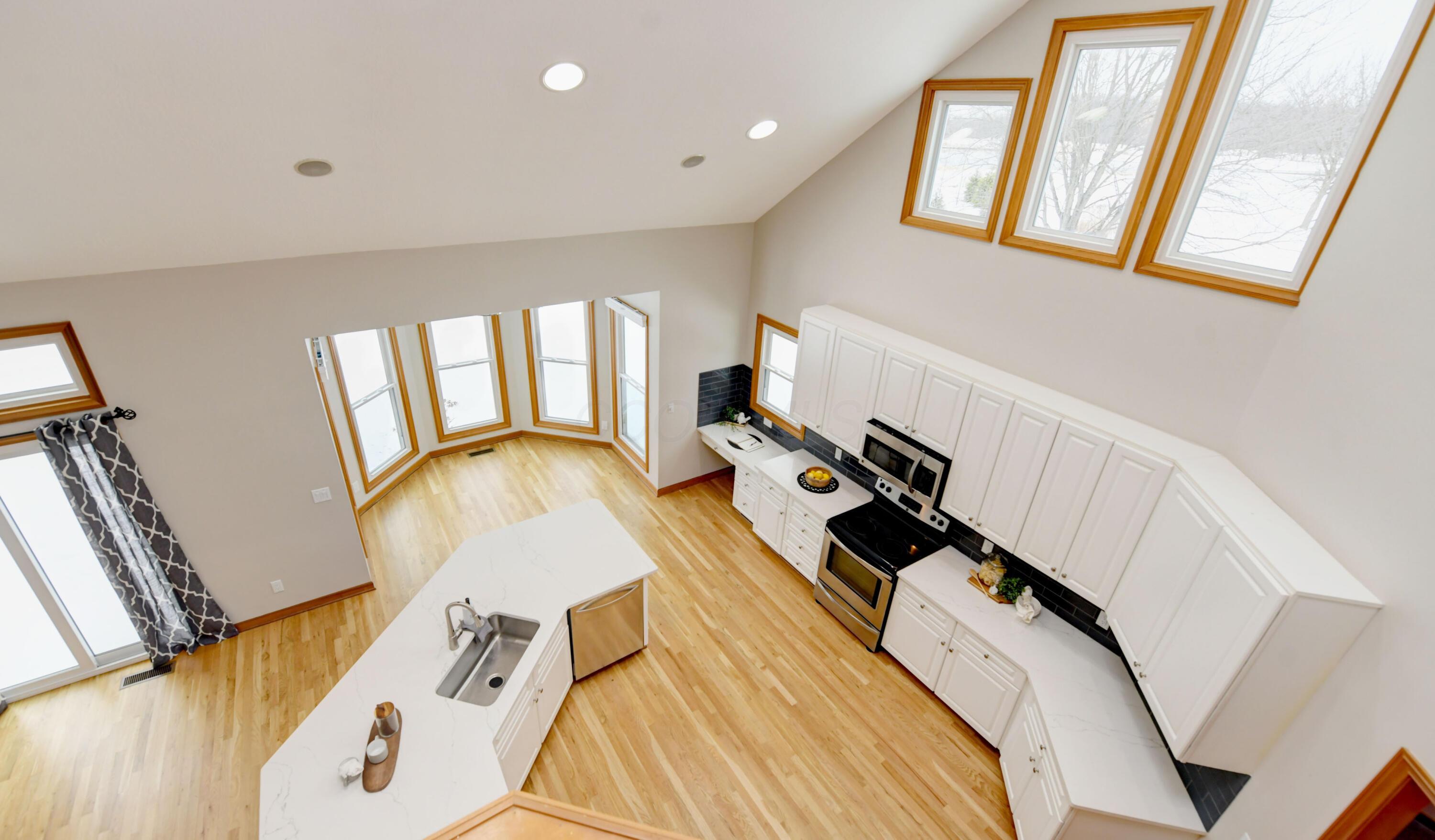 5962 Heritage Lakes Drive