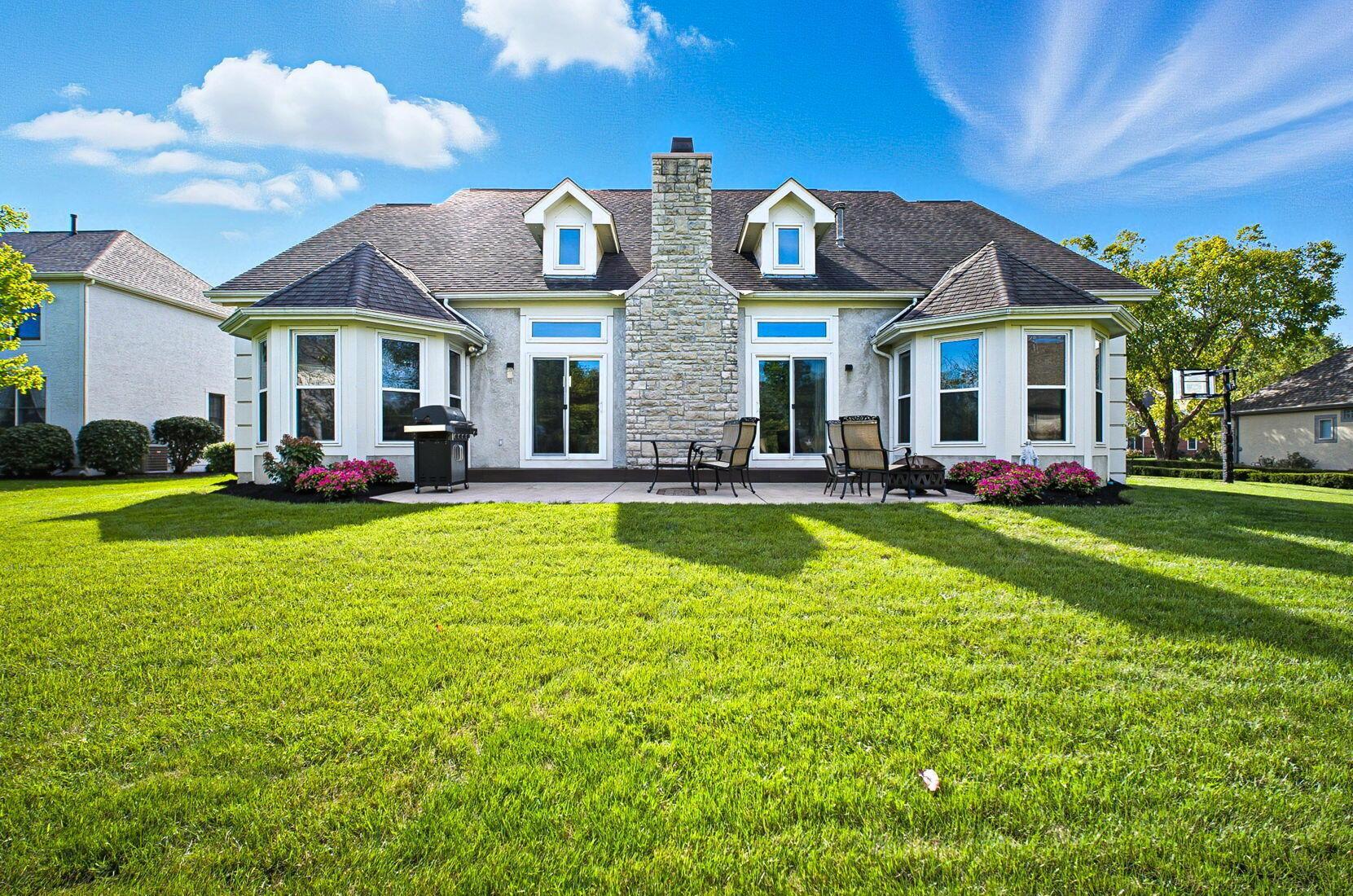 5962 Heritage Lakes Drive