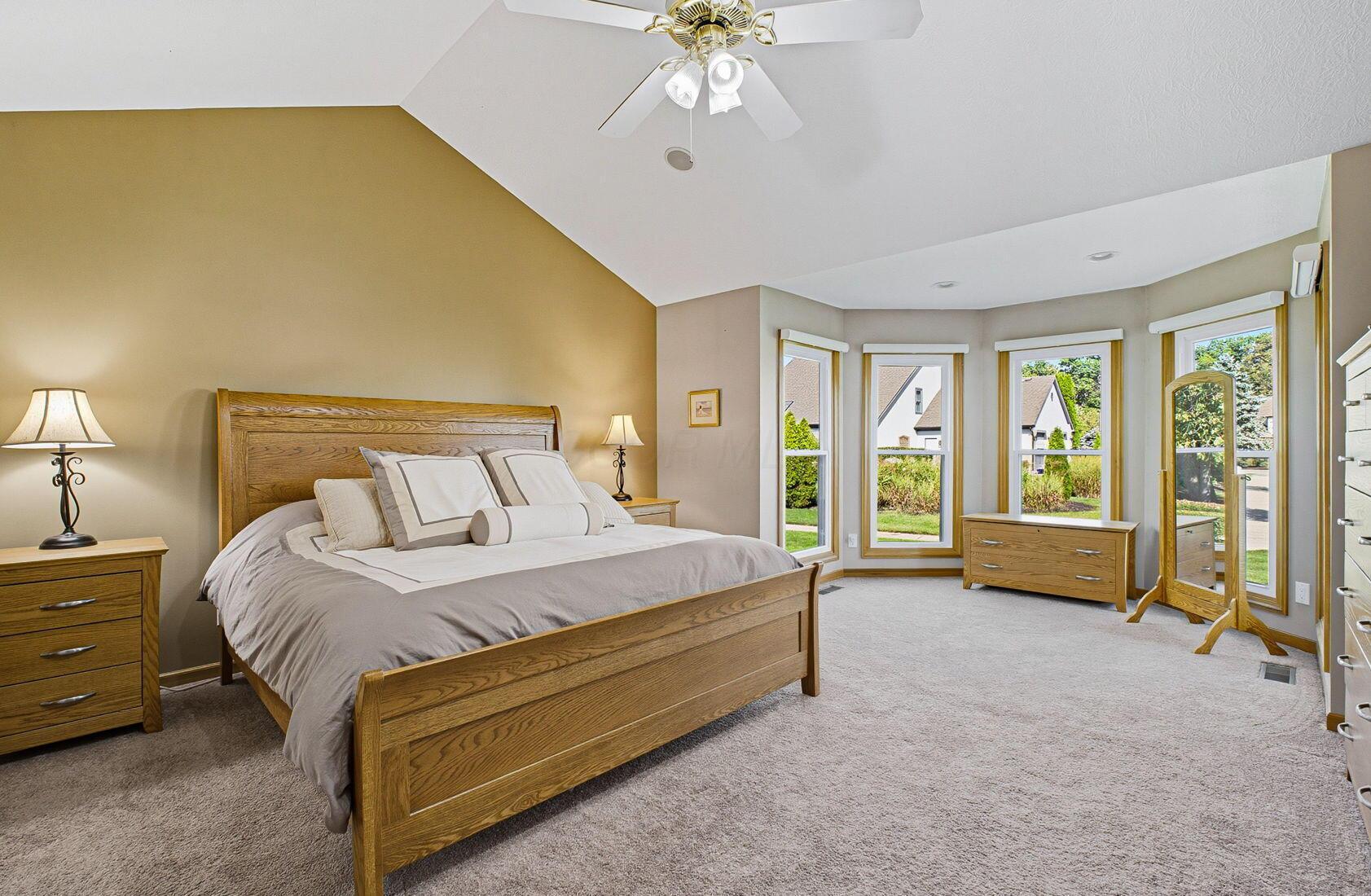 5962 Heritage Lakes Drive