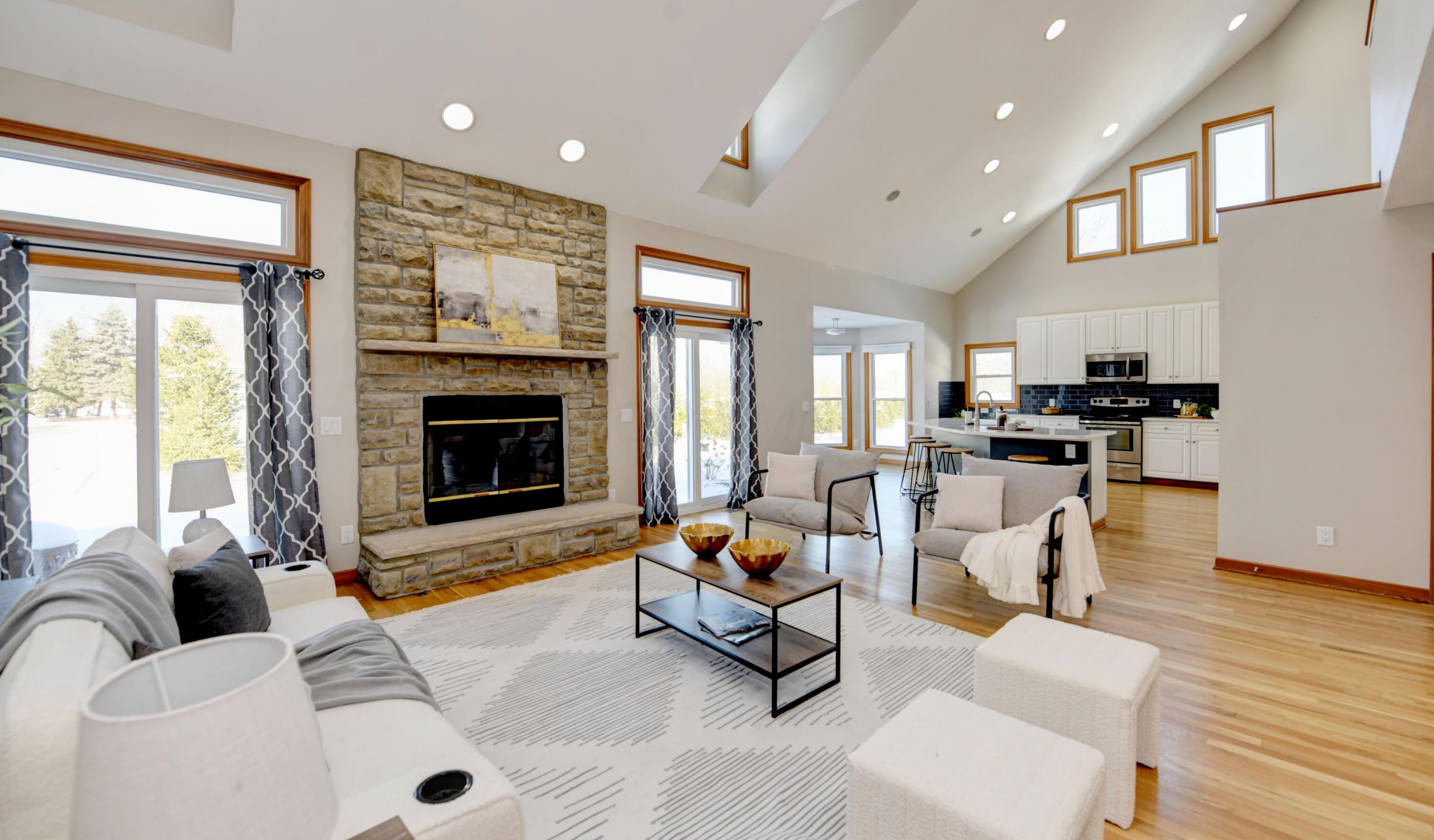 5962 Heritage Lakes Drive