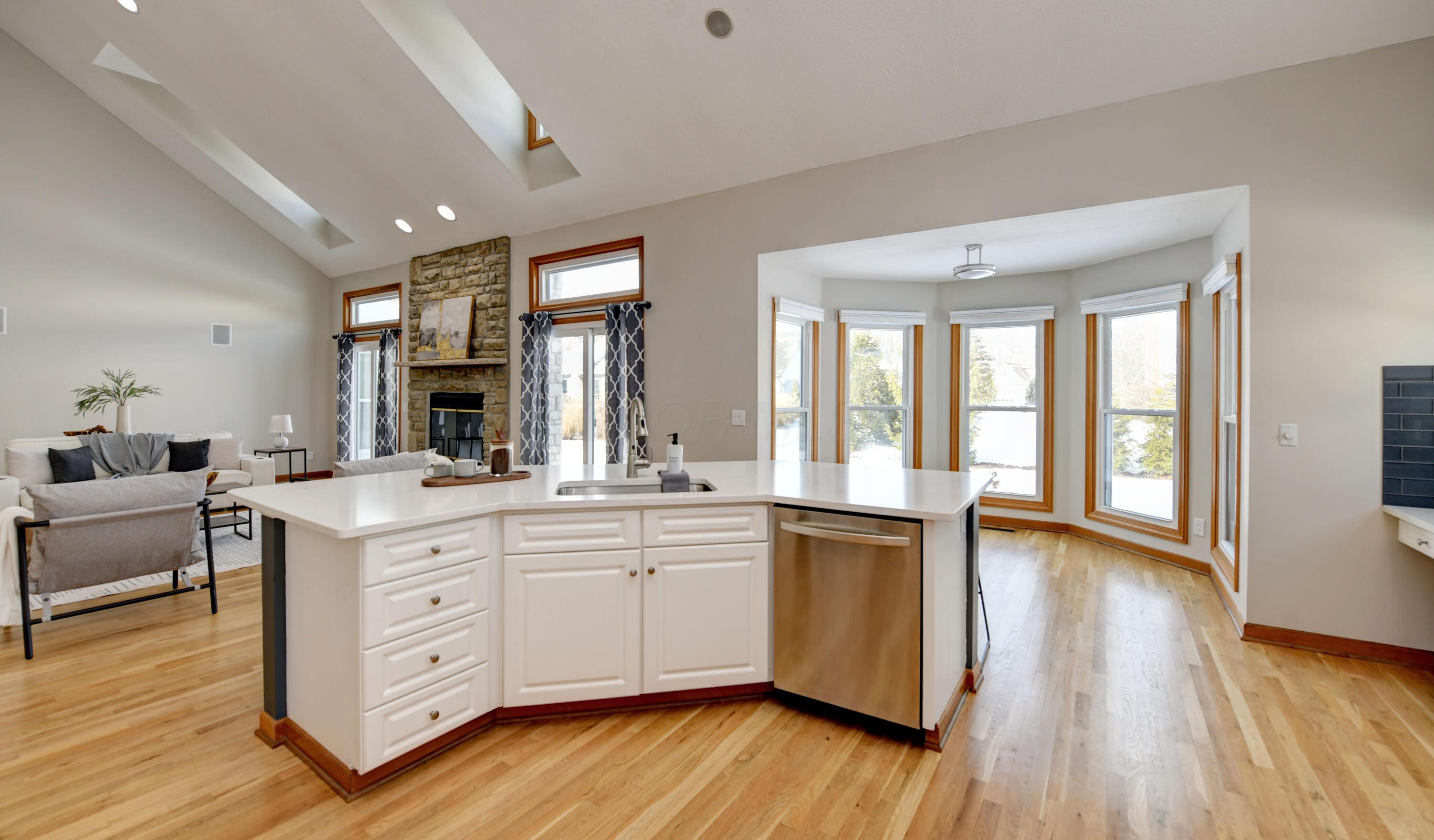 5962 Heritage Lakes Drive