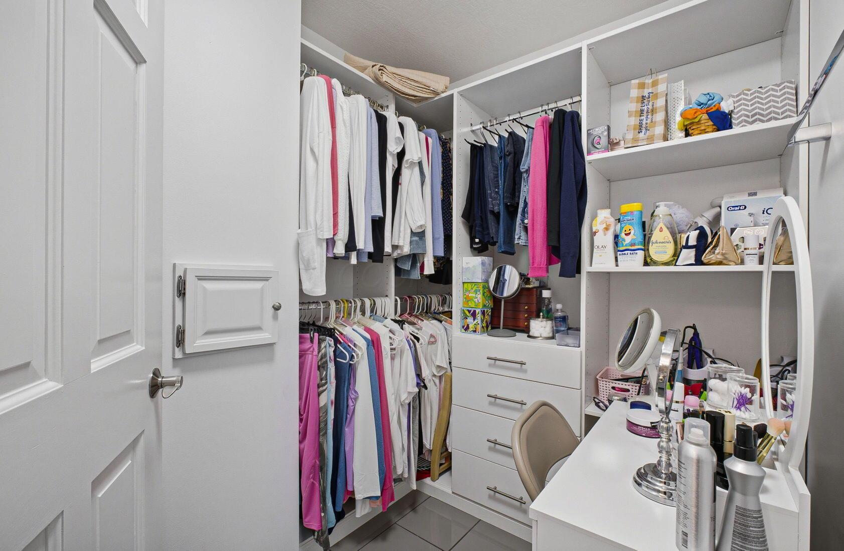 5962 Heritage Lakes Drive