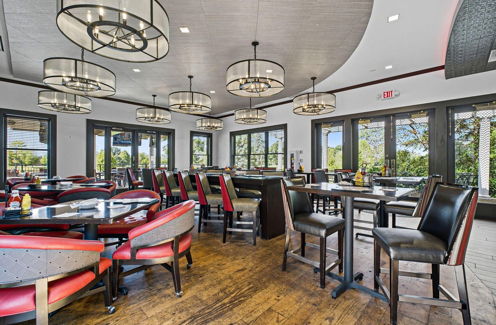 5962 Heritage Lakes Drive