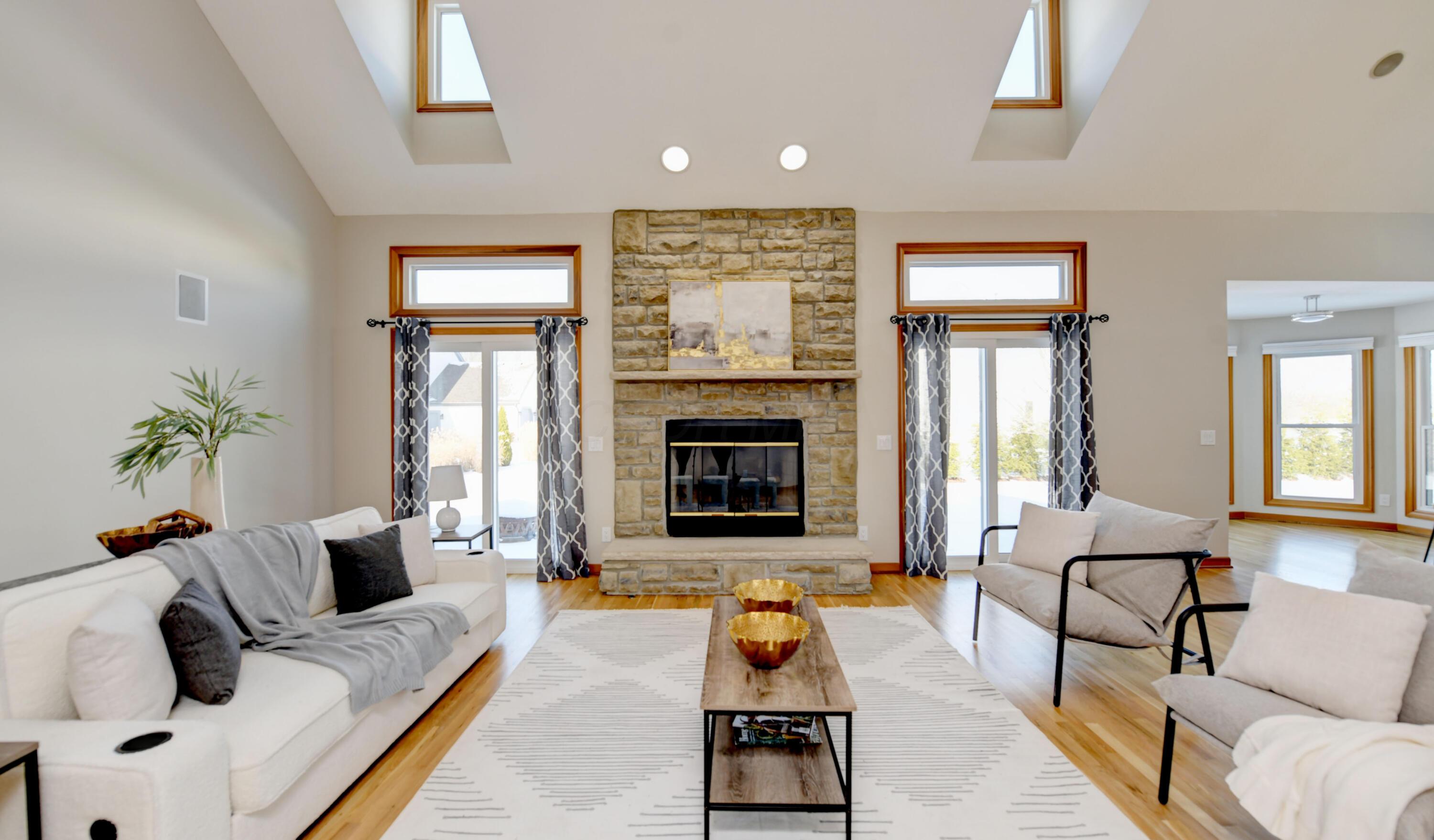 5962 Heritage Lakes Drive