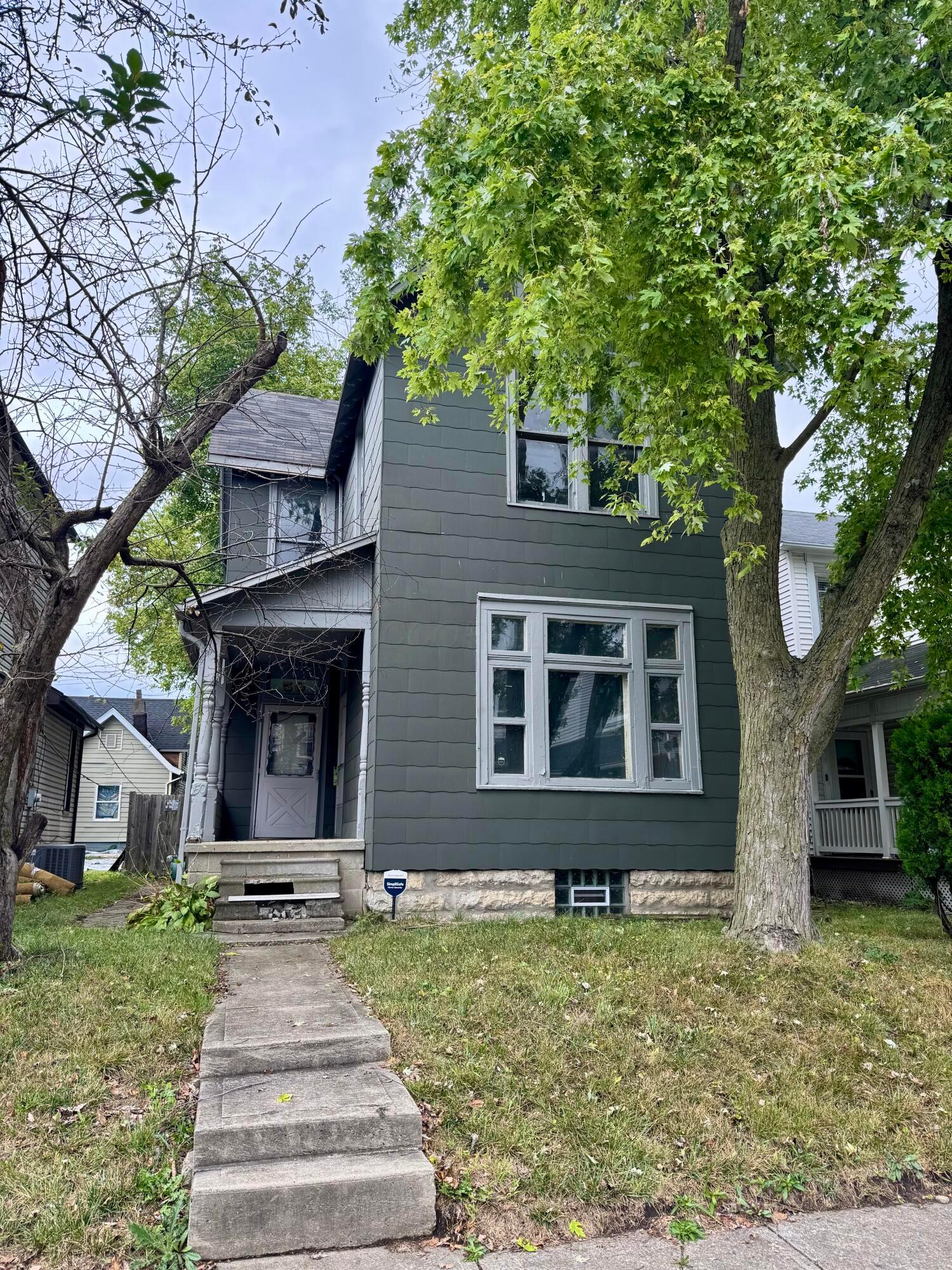 50 Hawkes Avenue