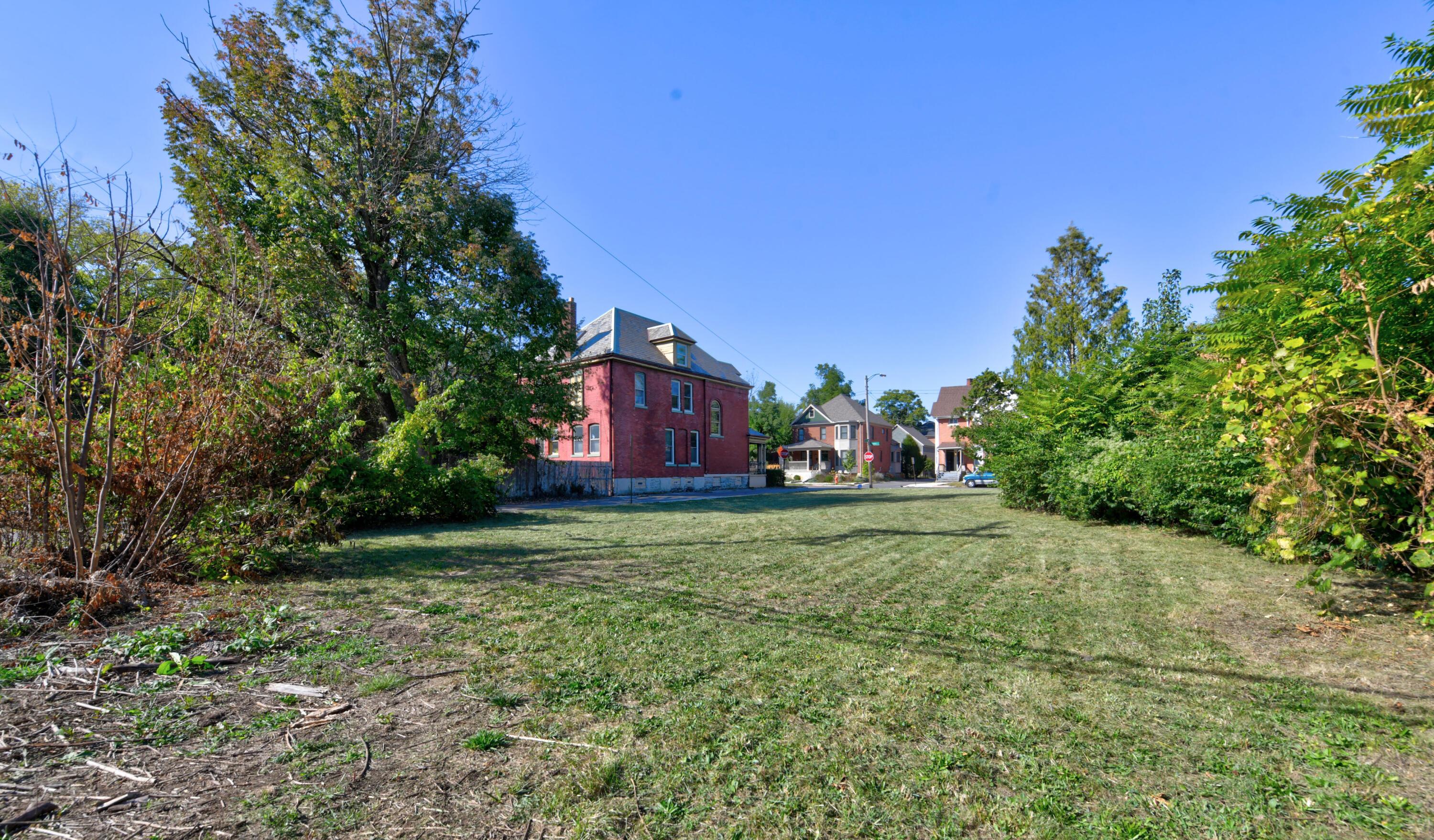 847 Franklin Avenue