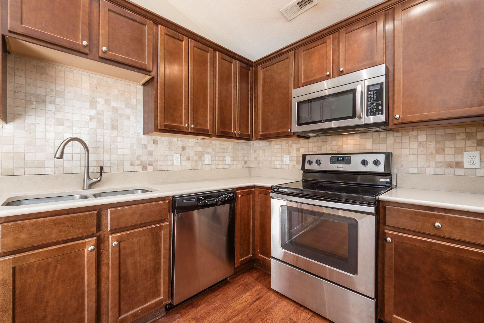 4226 Colister Drive, 12