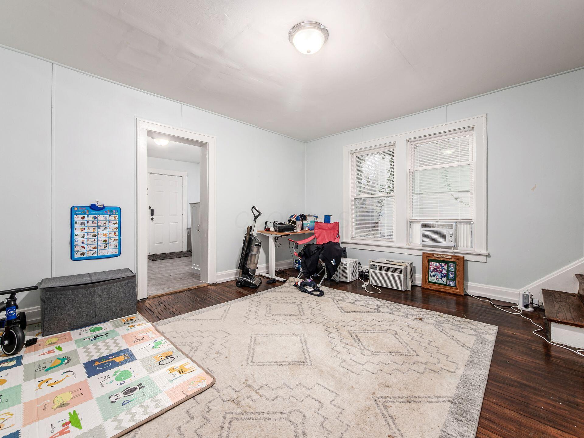 1191 S 22nd Street, 1185