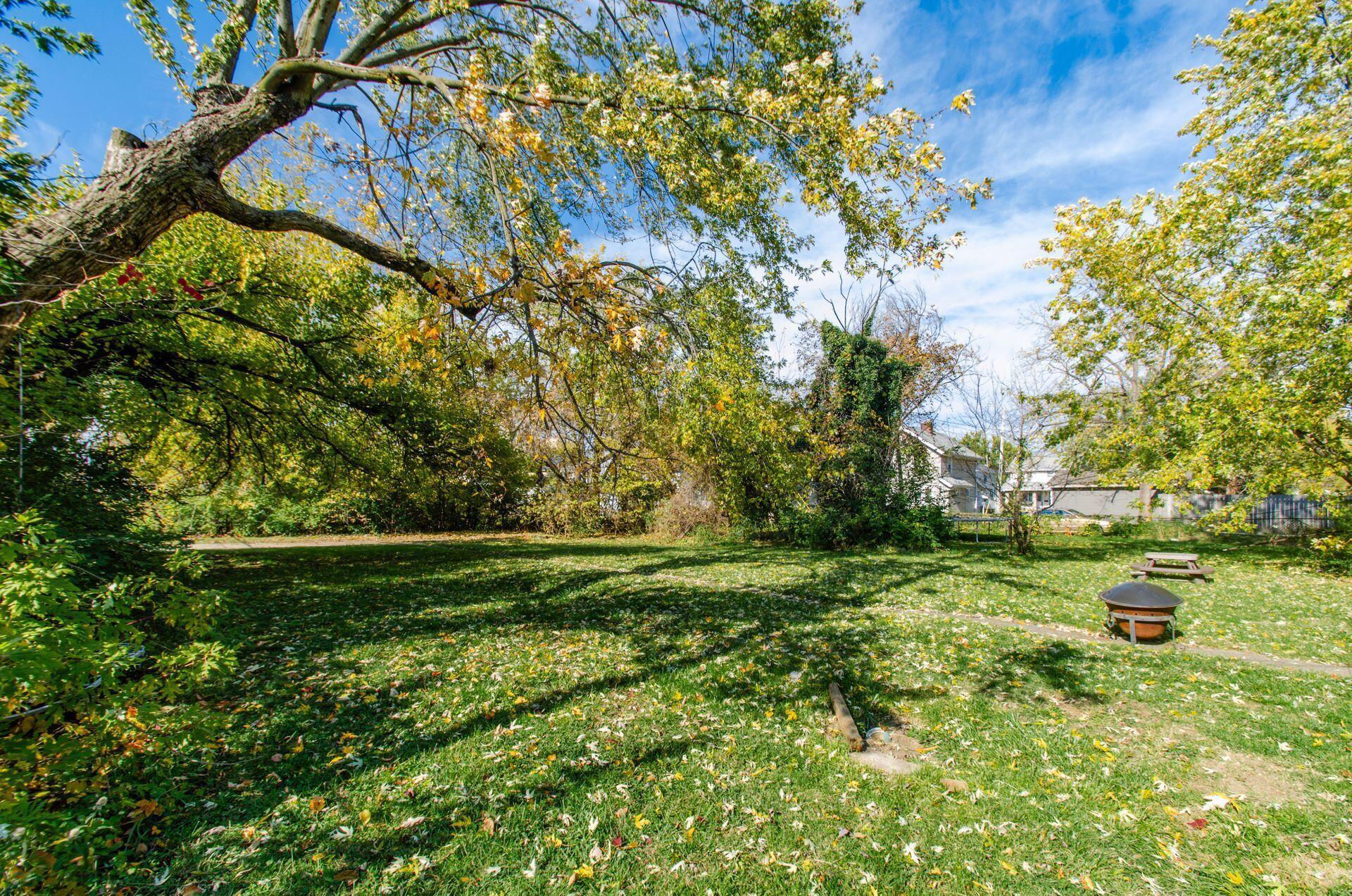 1191 S 22nd Street, 1185