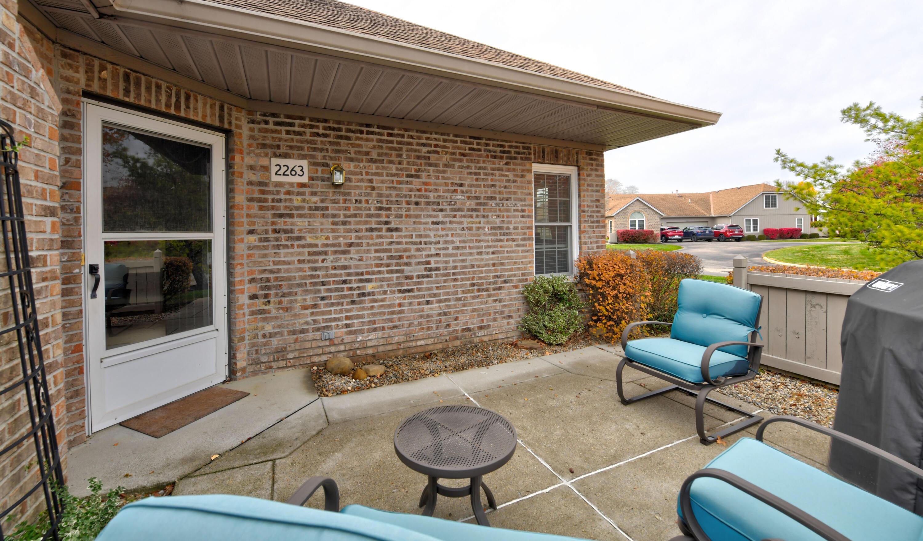 2263 Willowside Lane