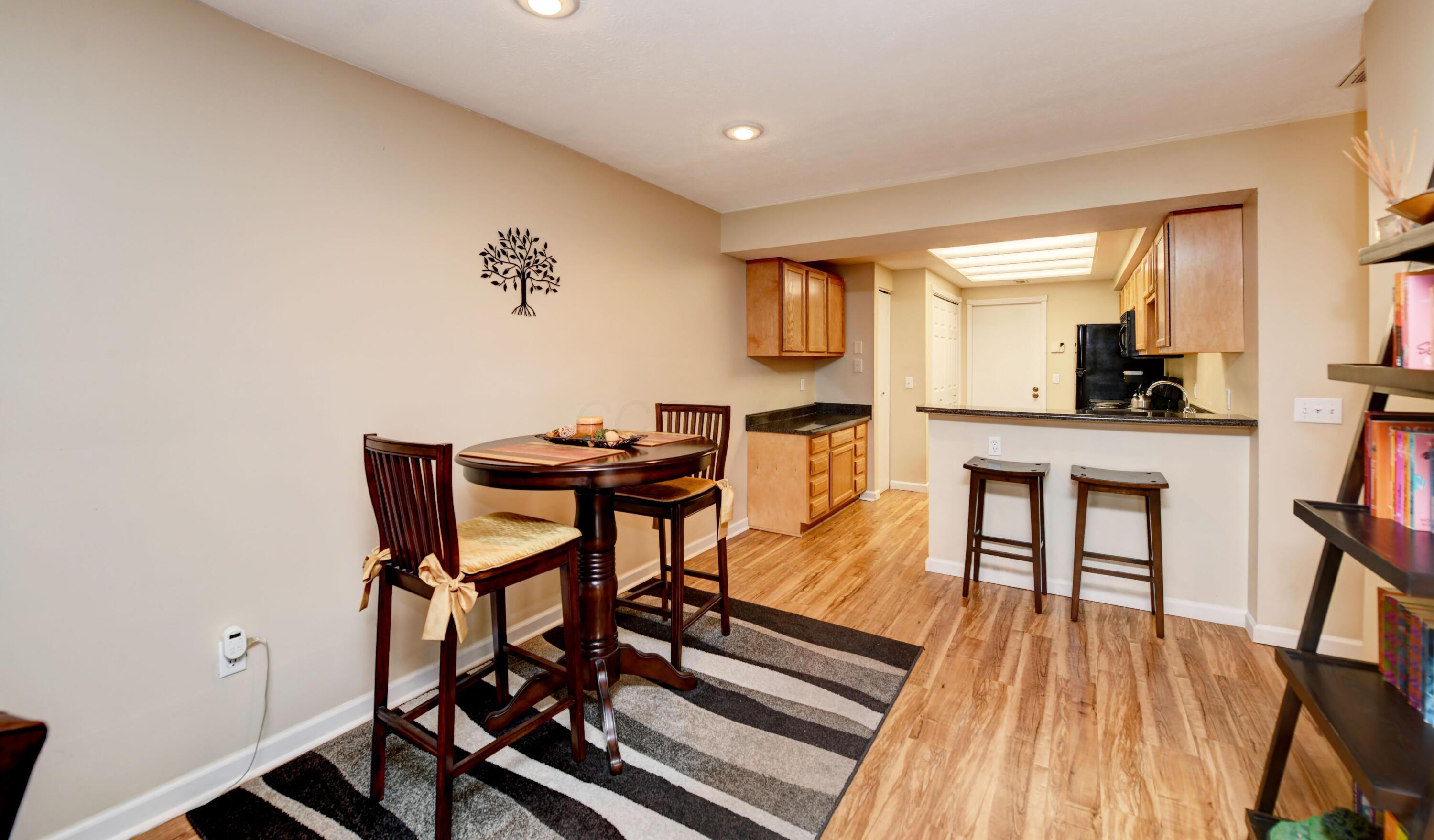 2263 Willowside Lane