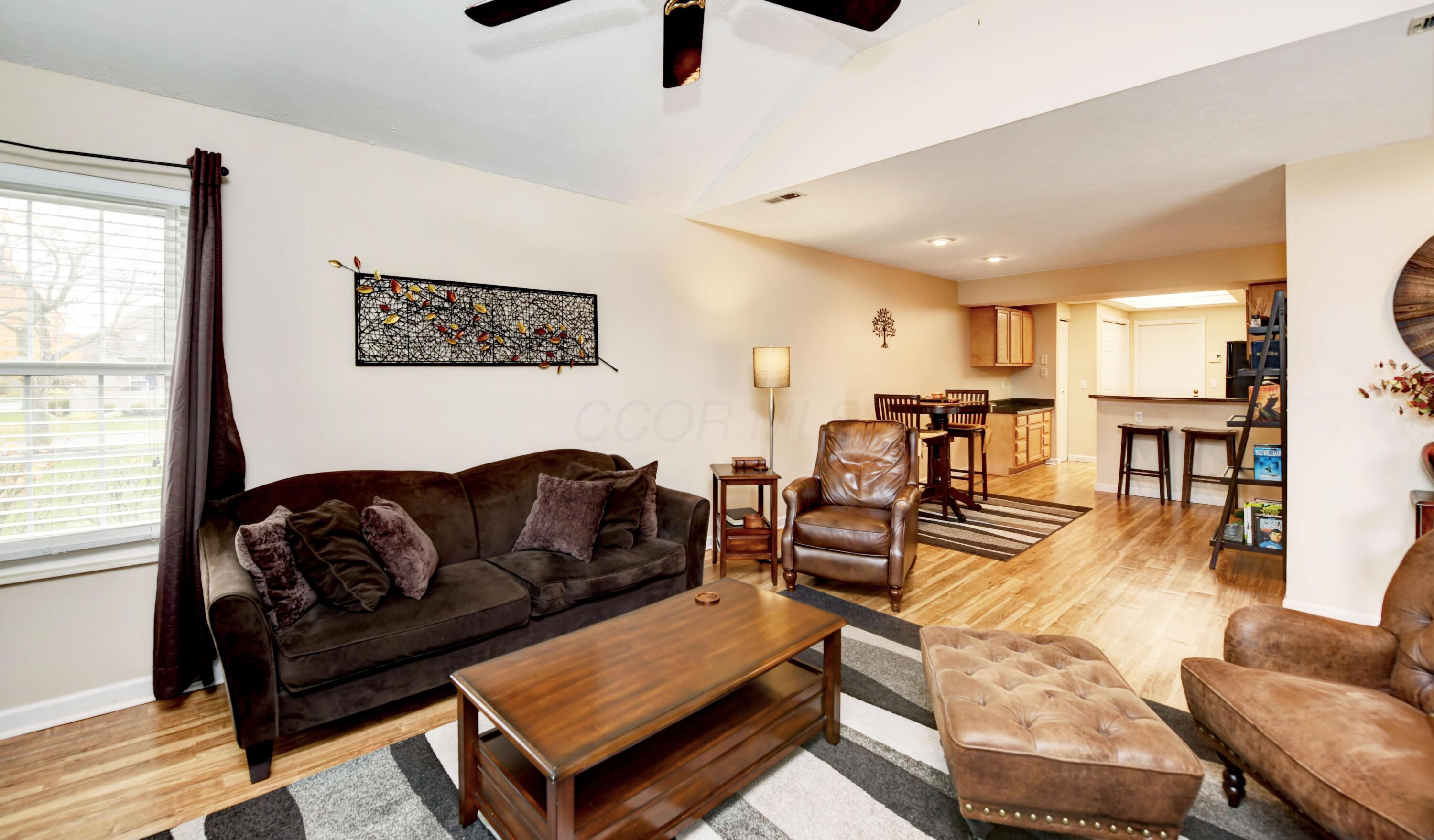 2263 Willowside Lane