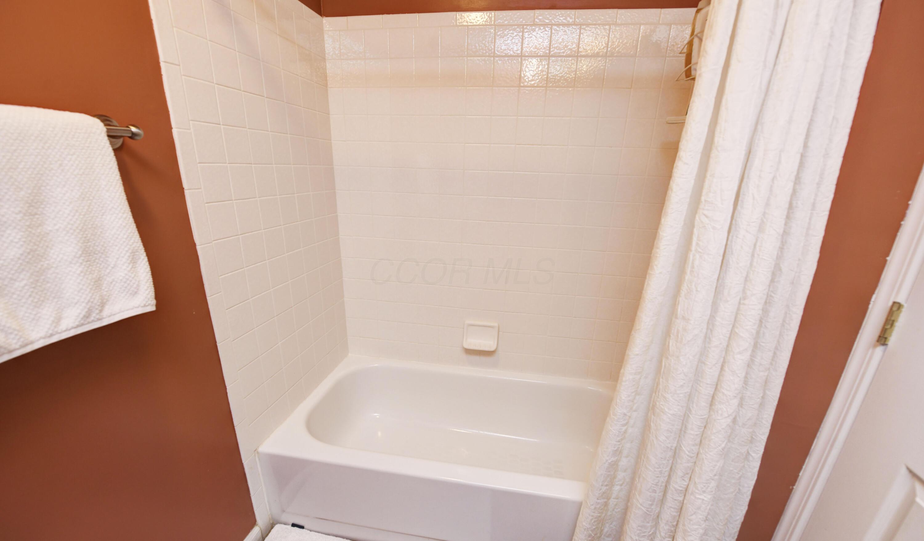 2263 Willowside Lane