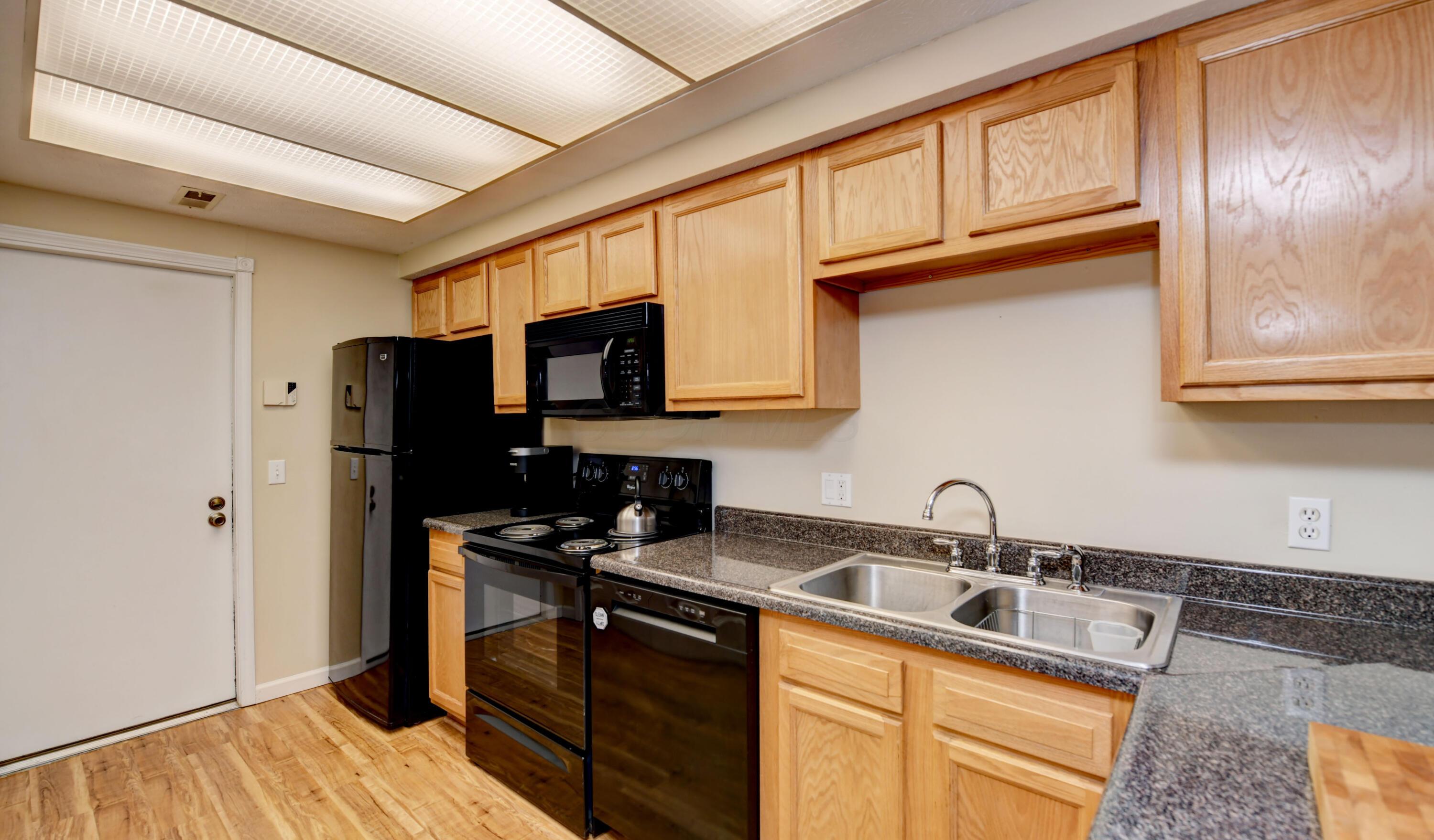 2263 Willowside Lane