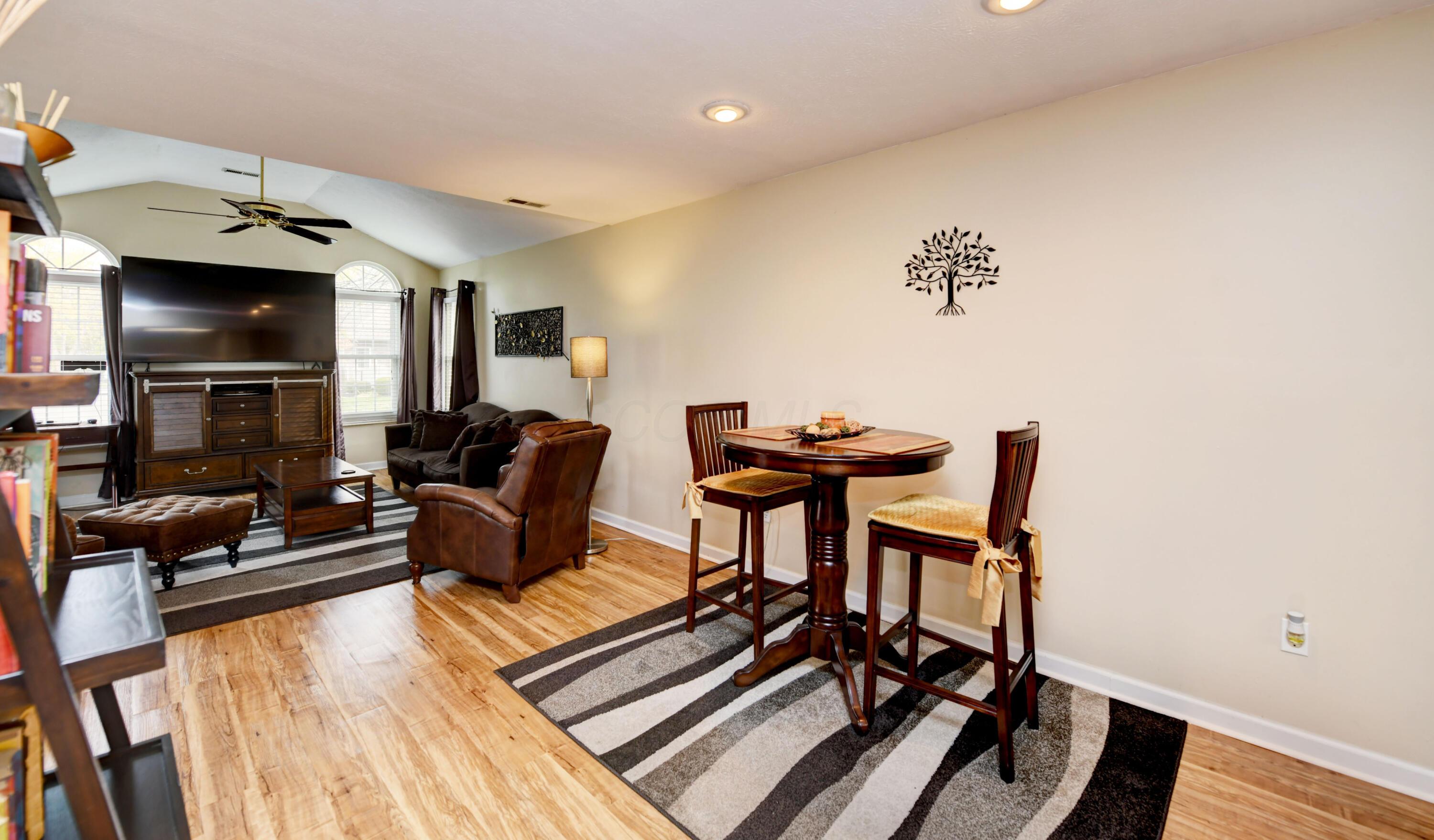 2263 Willowside Lane