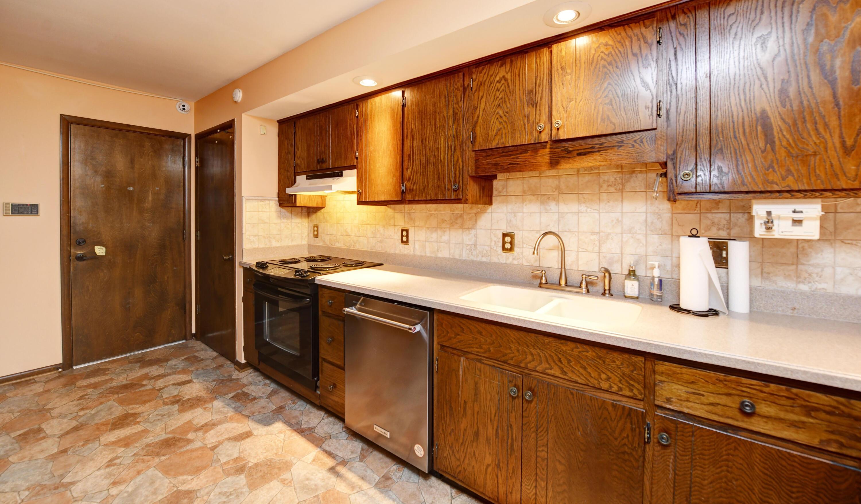 6448 Sharon Woods Boulevard, B B