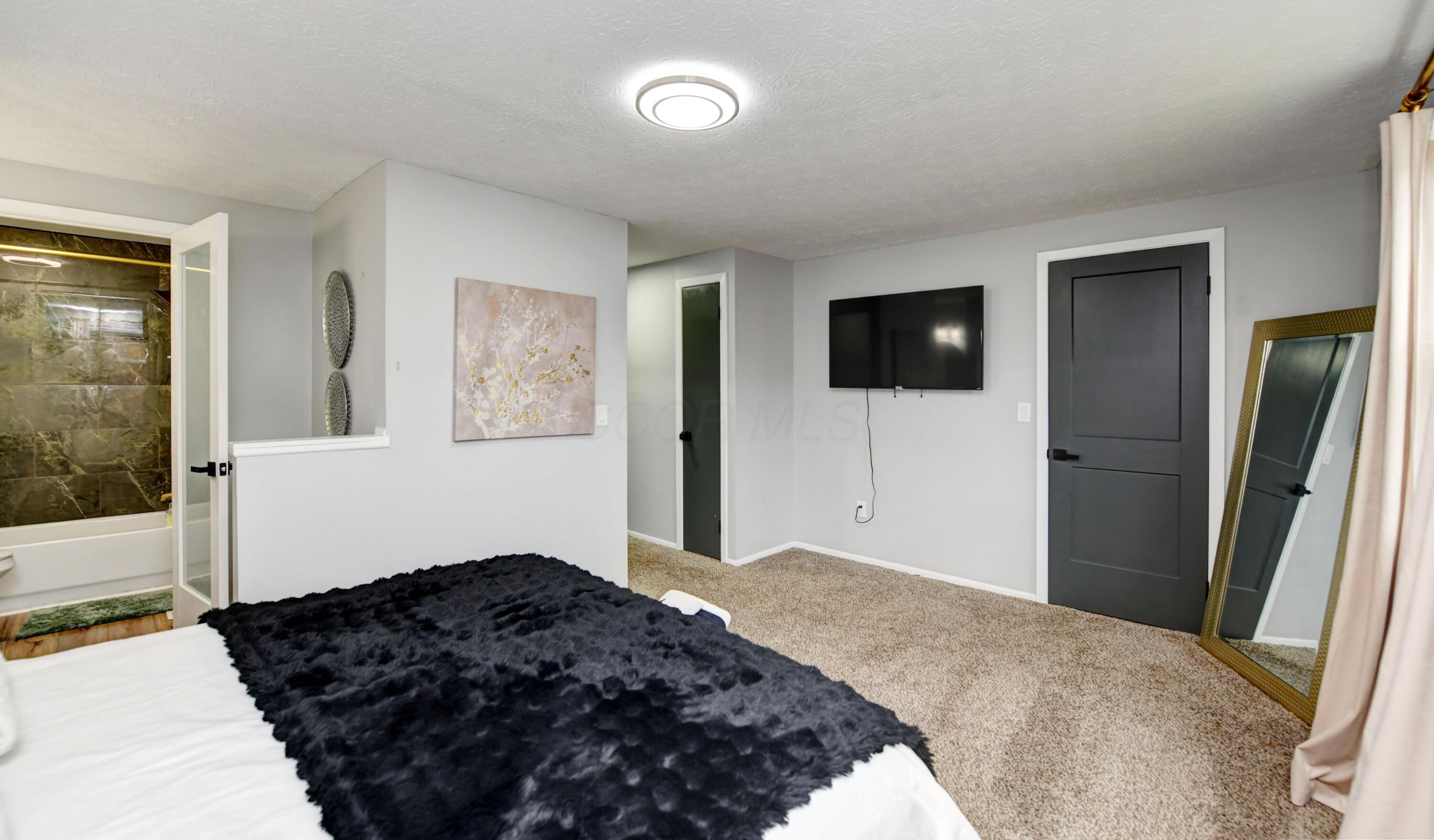 321 Northgate Court, B