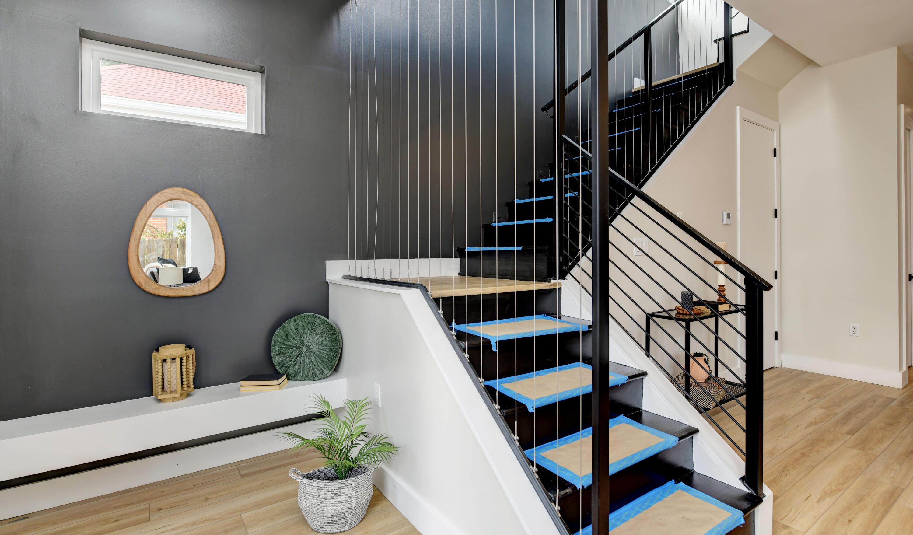 1042 Mcallister Avenue, 44