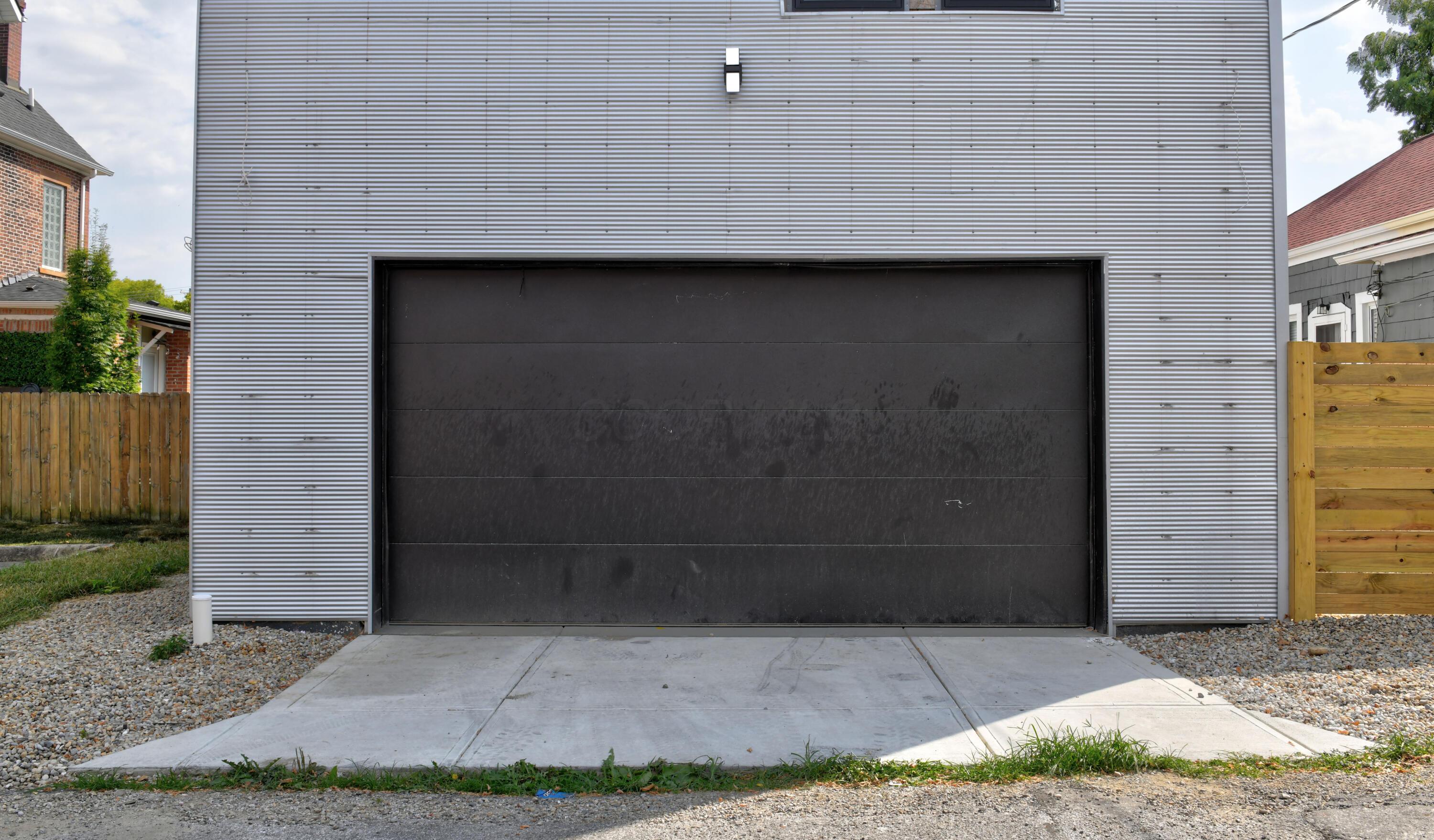 1042 Mcallister Avenue, 44