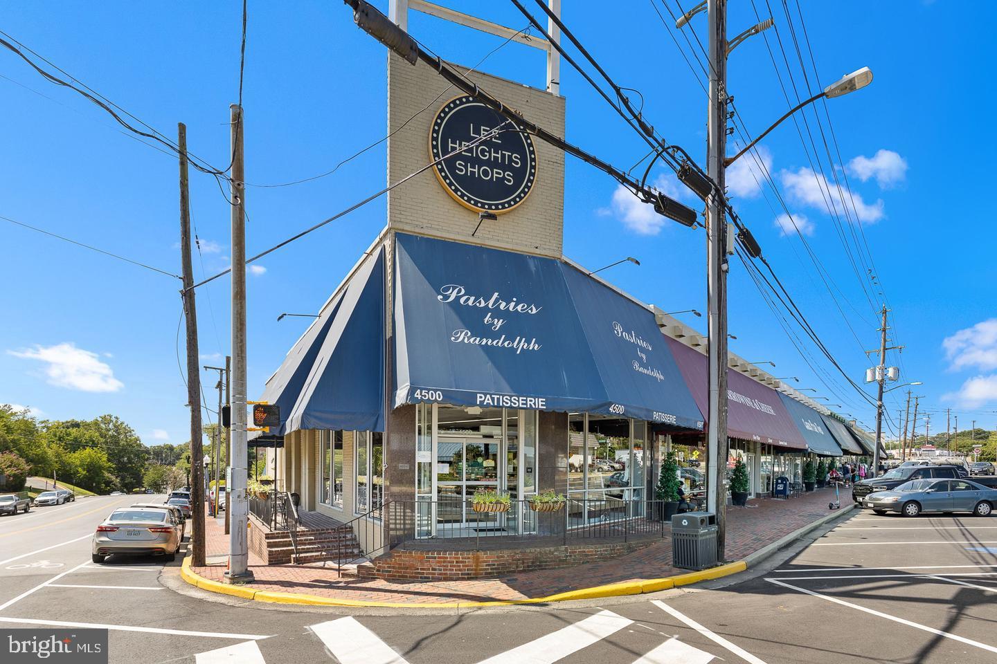 2030 N Woodrow St #4