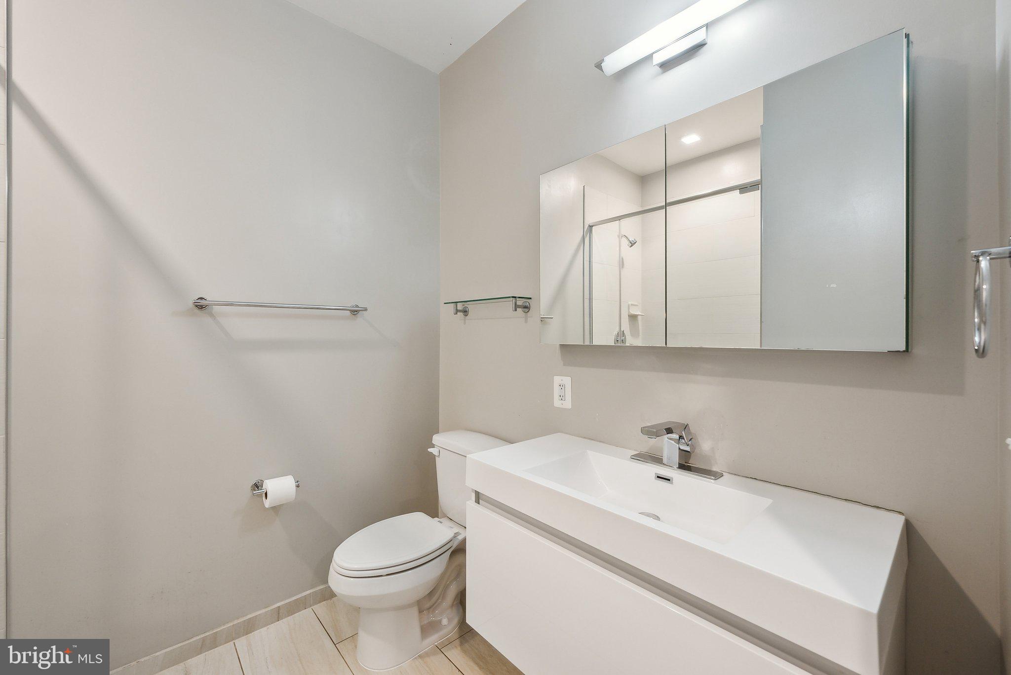 989 S Buchanan St #216