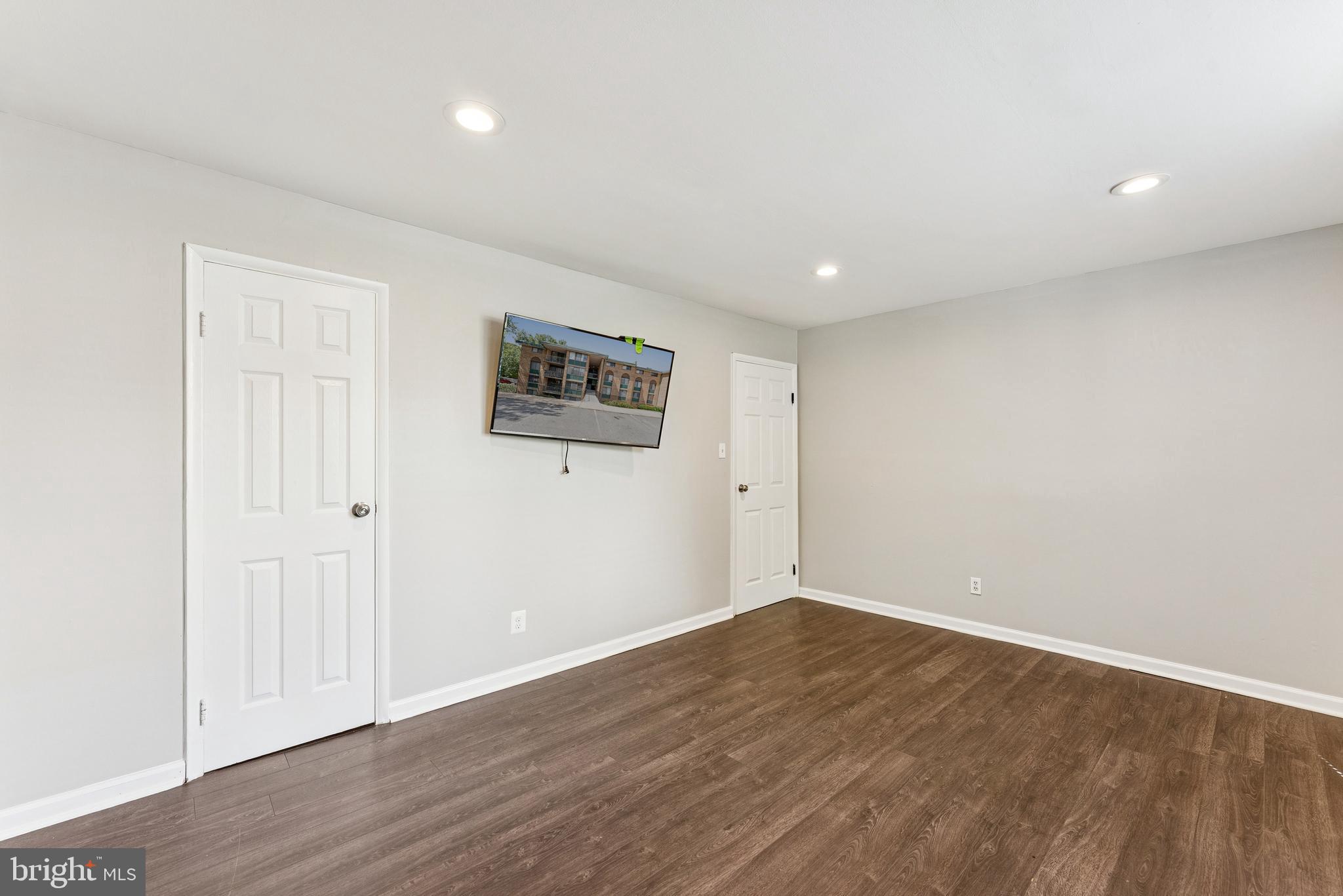 527 N ARMISTEAD STREET 101
