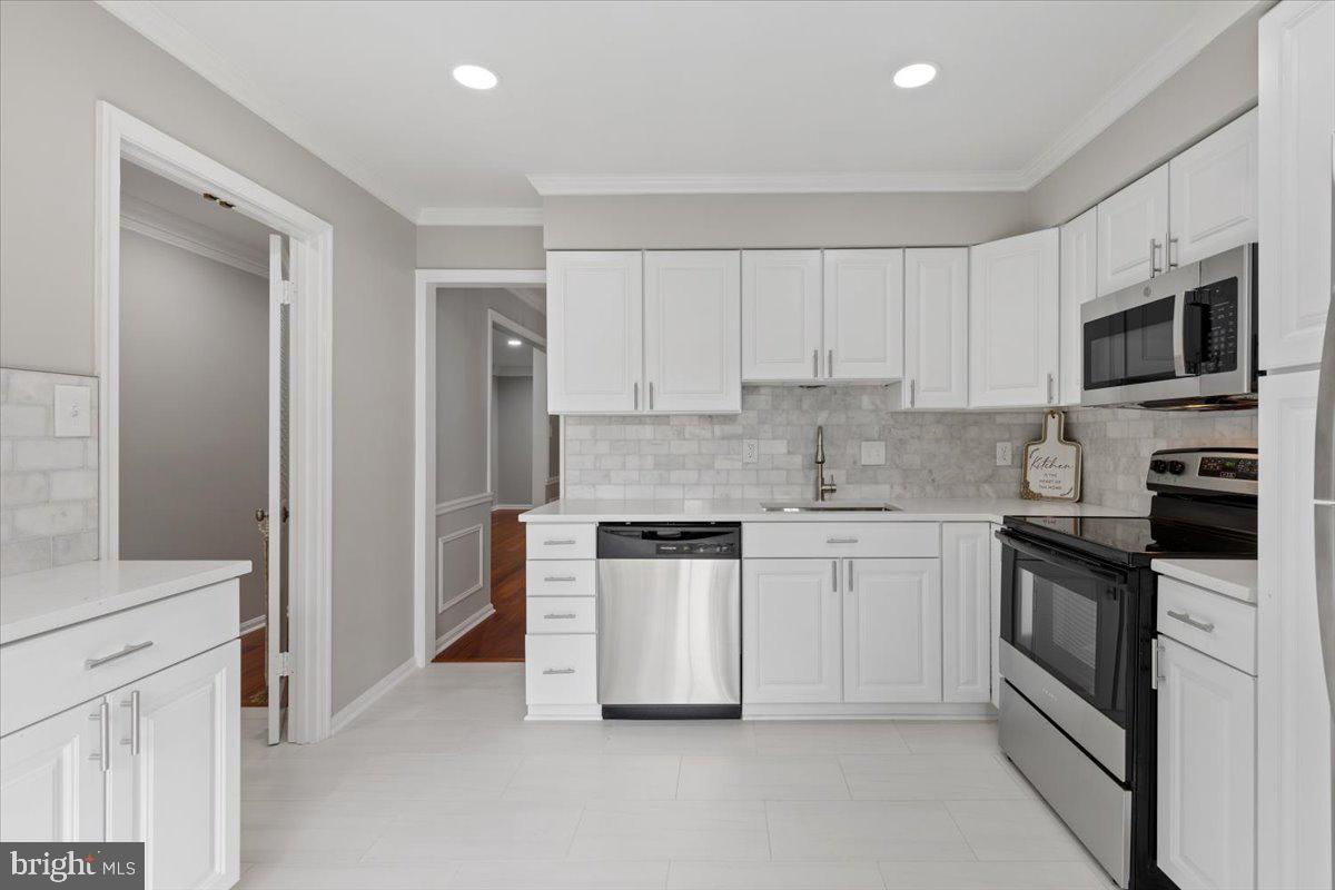 2694 CENTENNIAL COURT 54