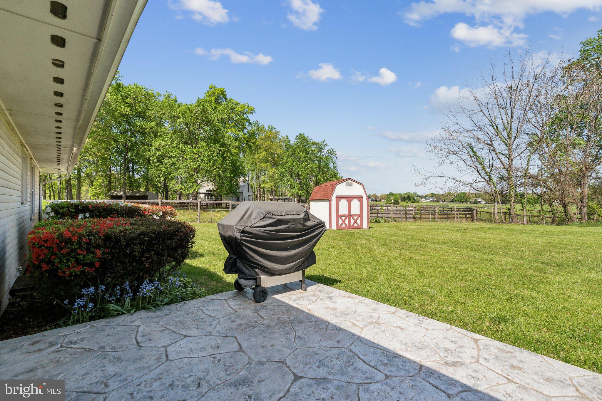 10009 Routts Hill Rd