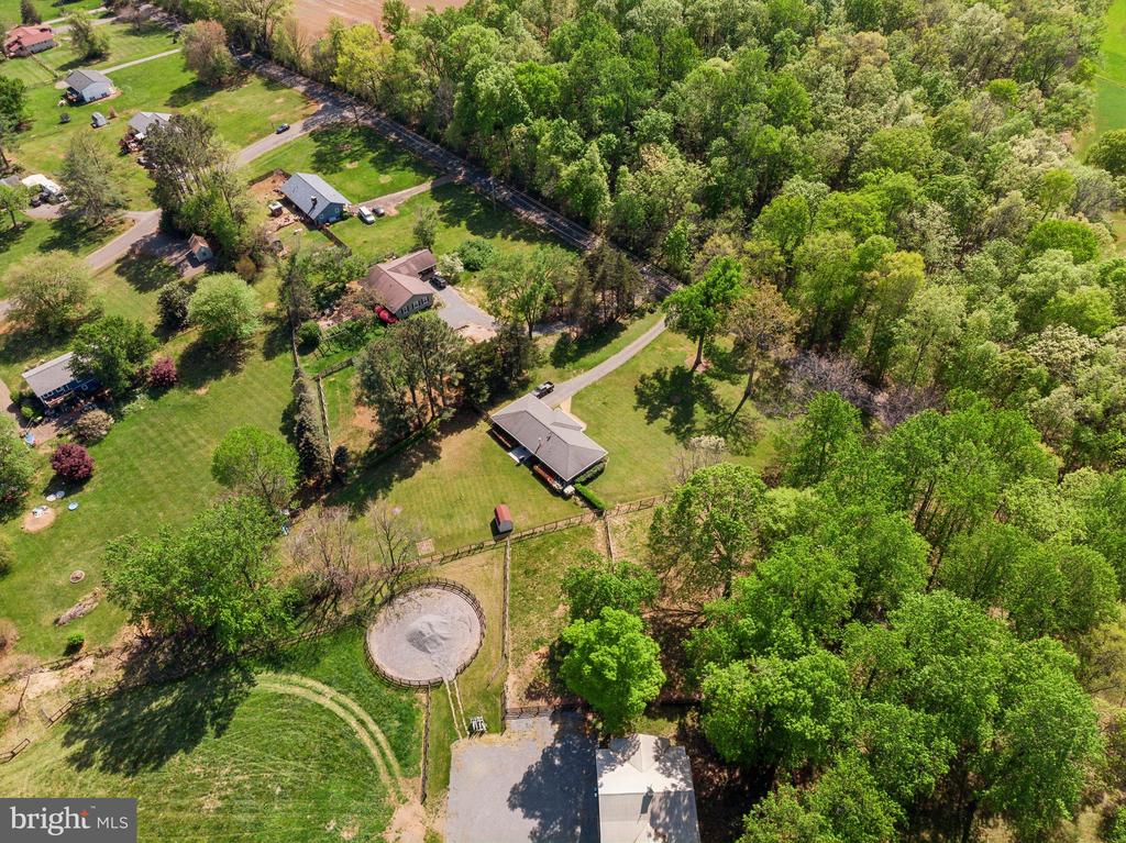 10009 Routts Hill Rd