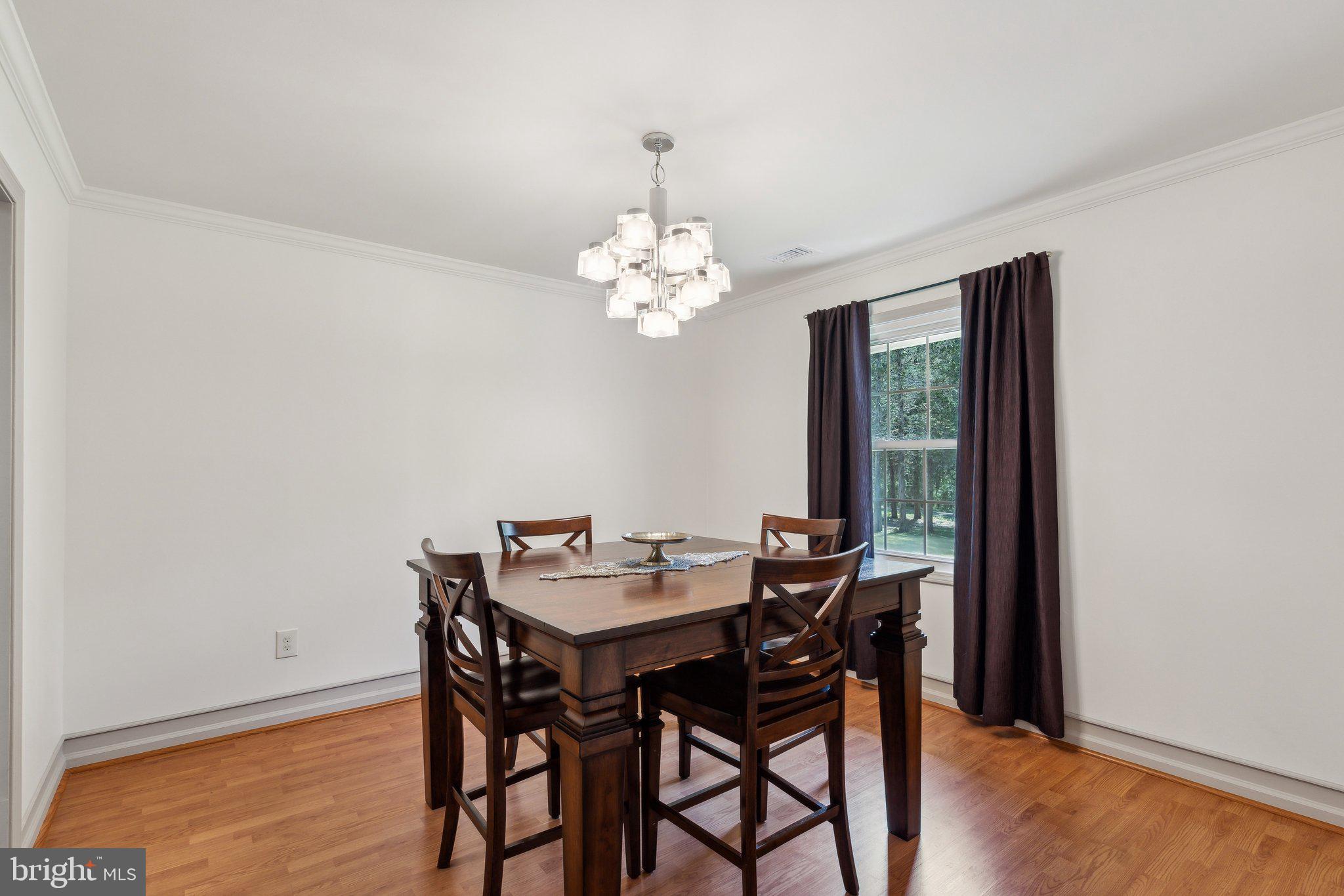 10009 Routts Hill Rd