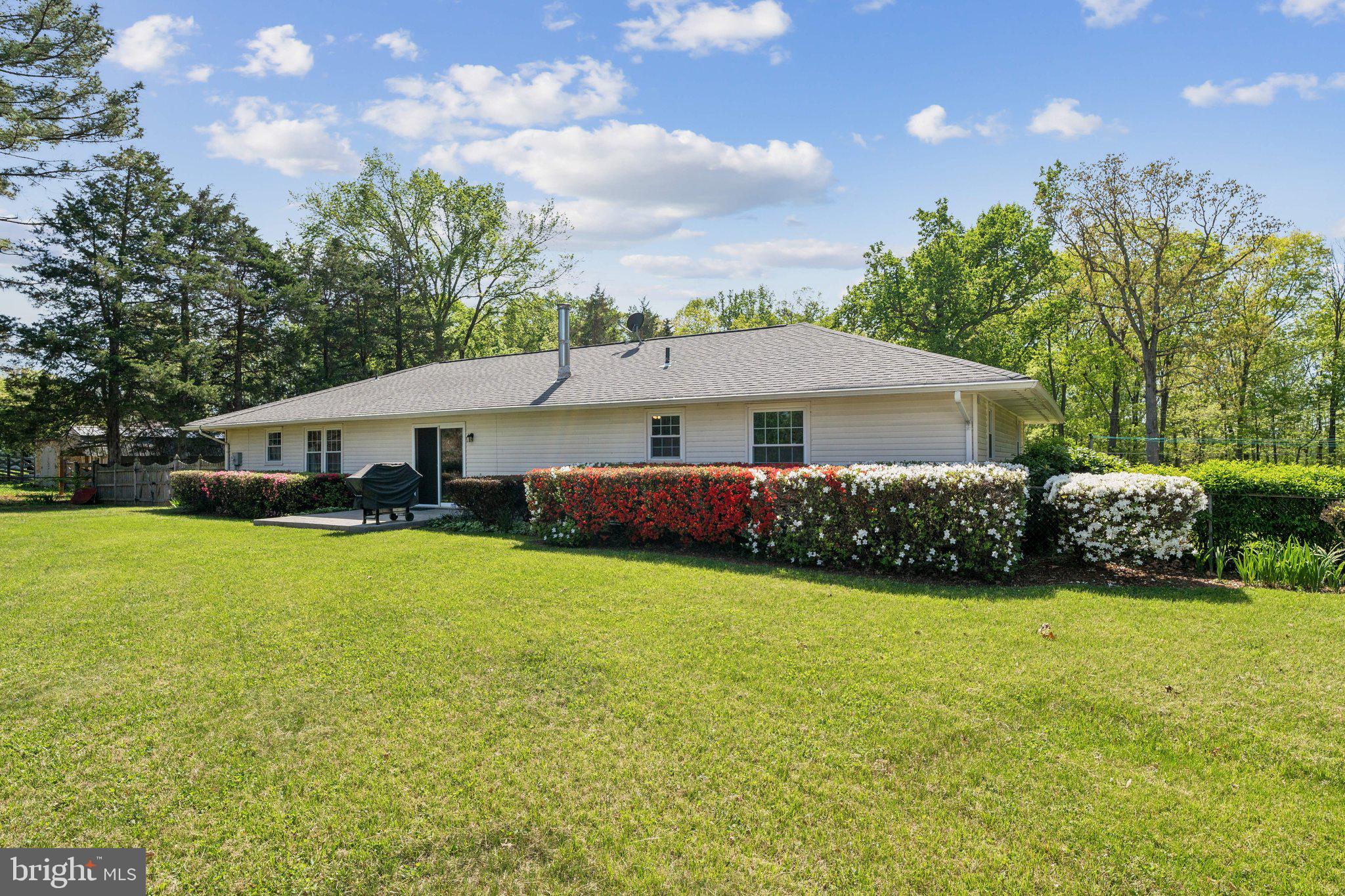 10009 Routts Hill Rd