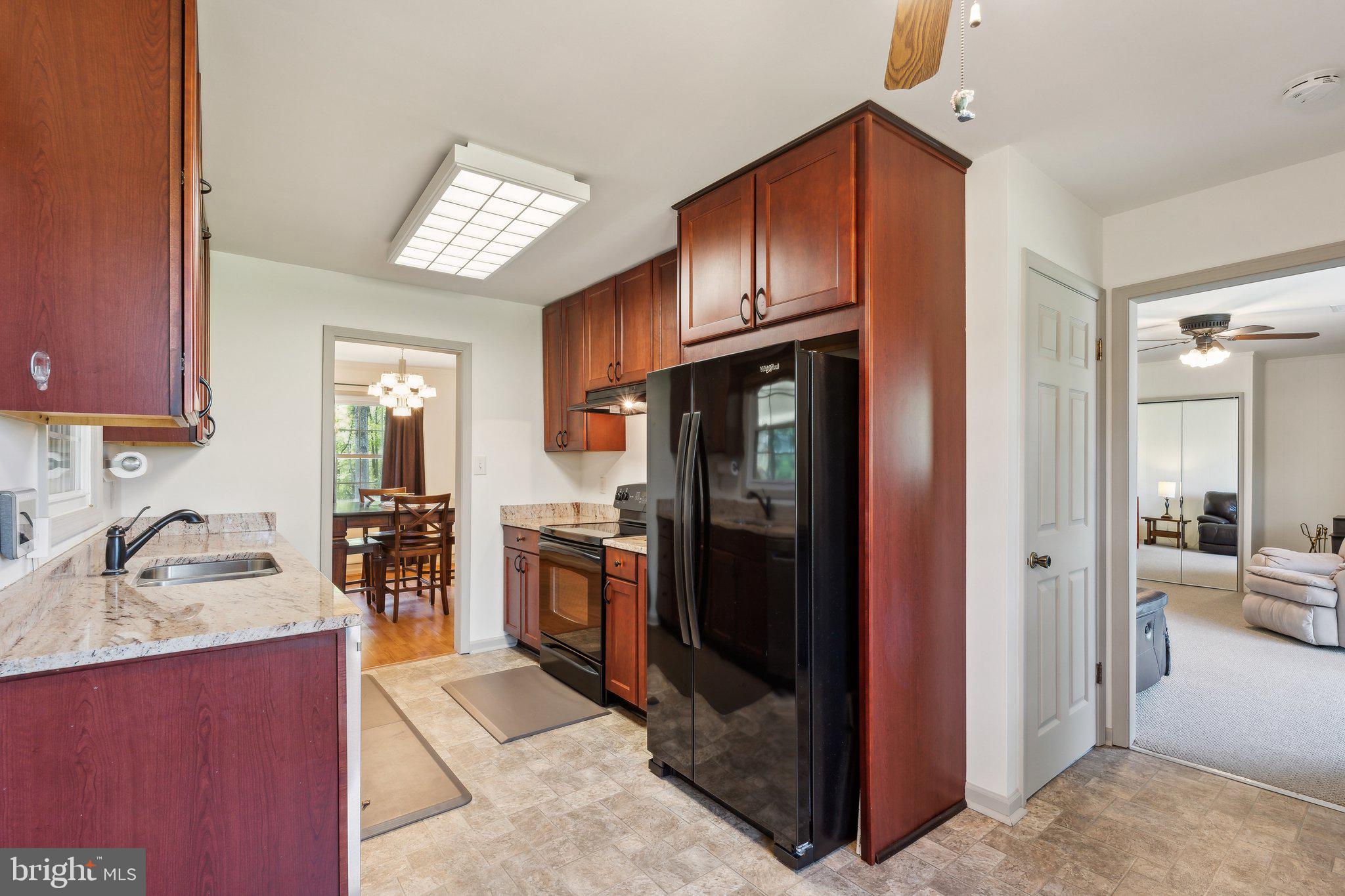 10009 Routts Hill Rd