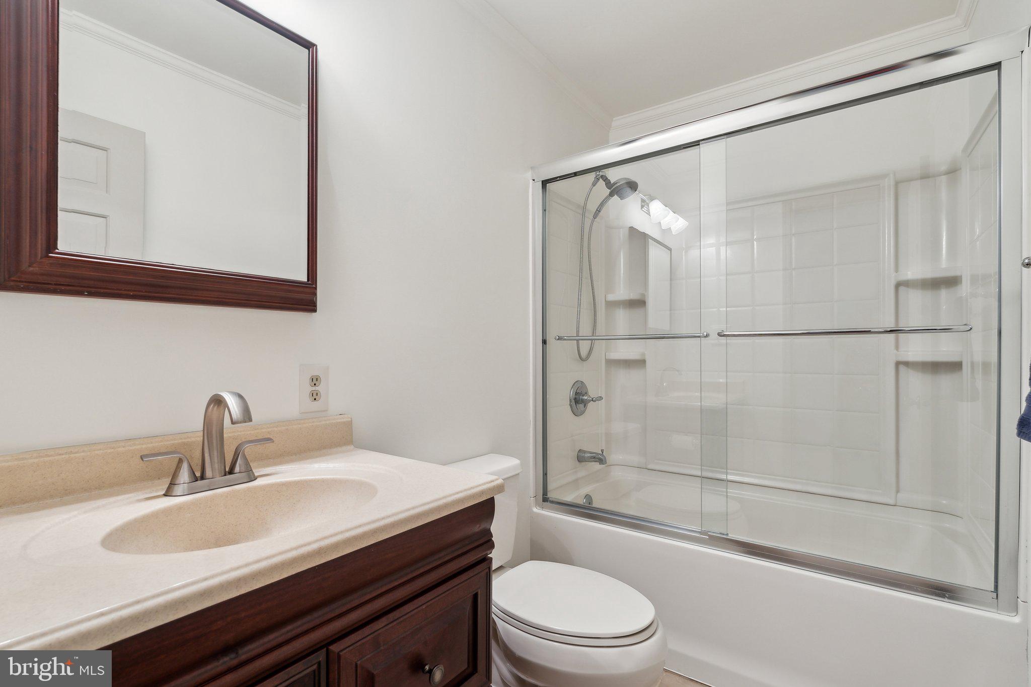 10009 Routts Hill Rd