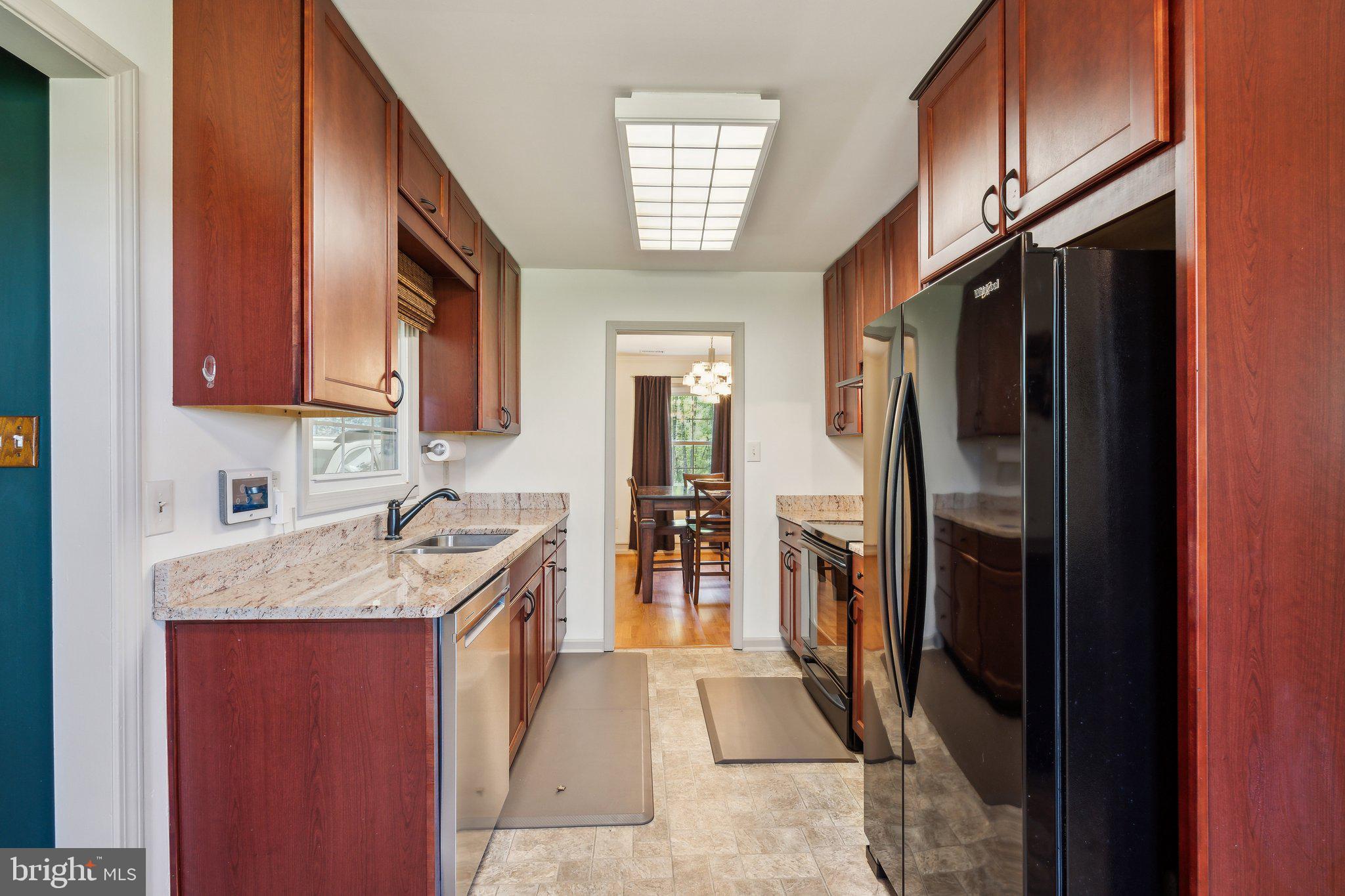 10009 Routts Hill Rd