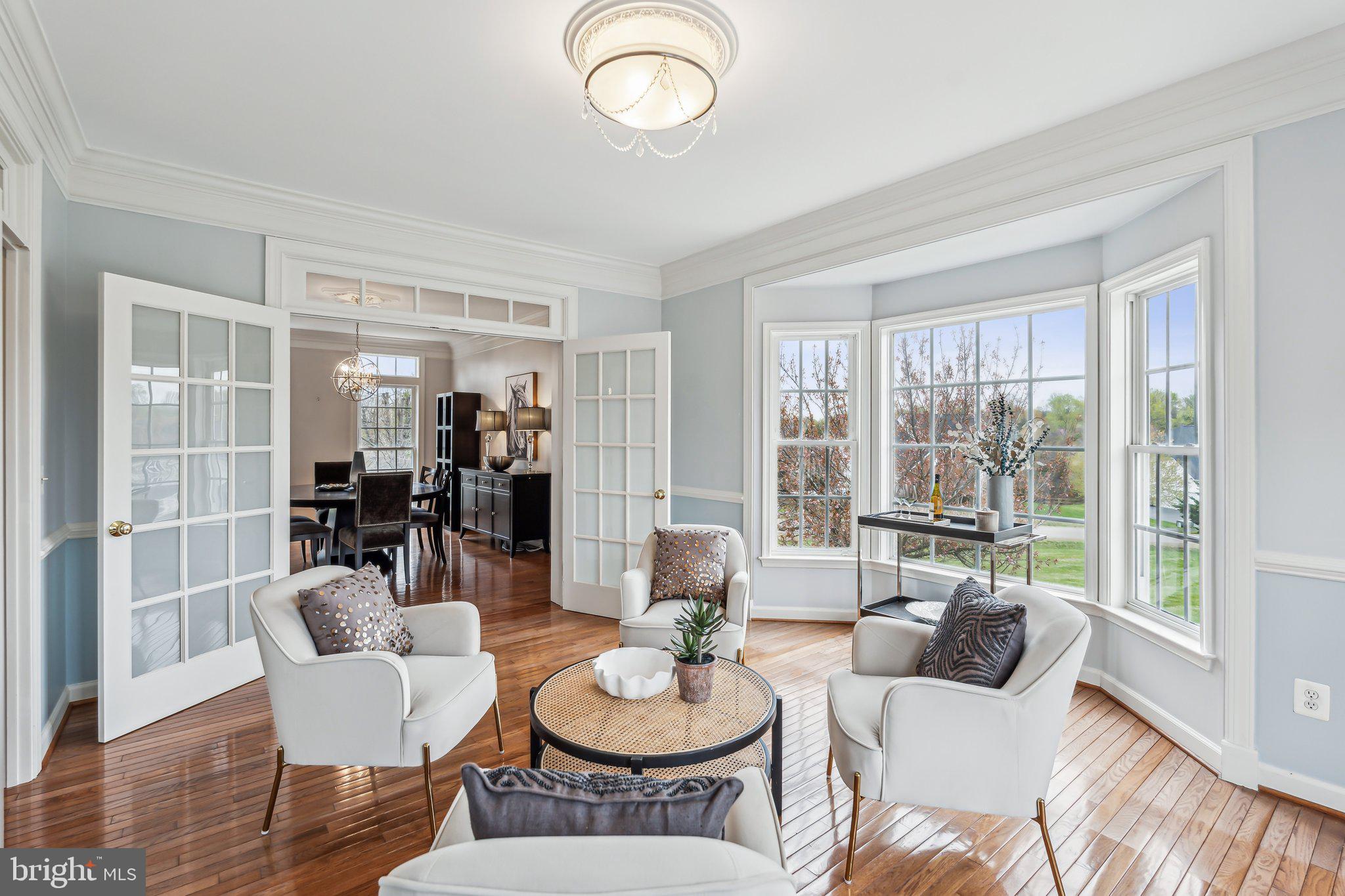 7560 Coopers Hawk Dr