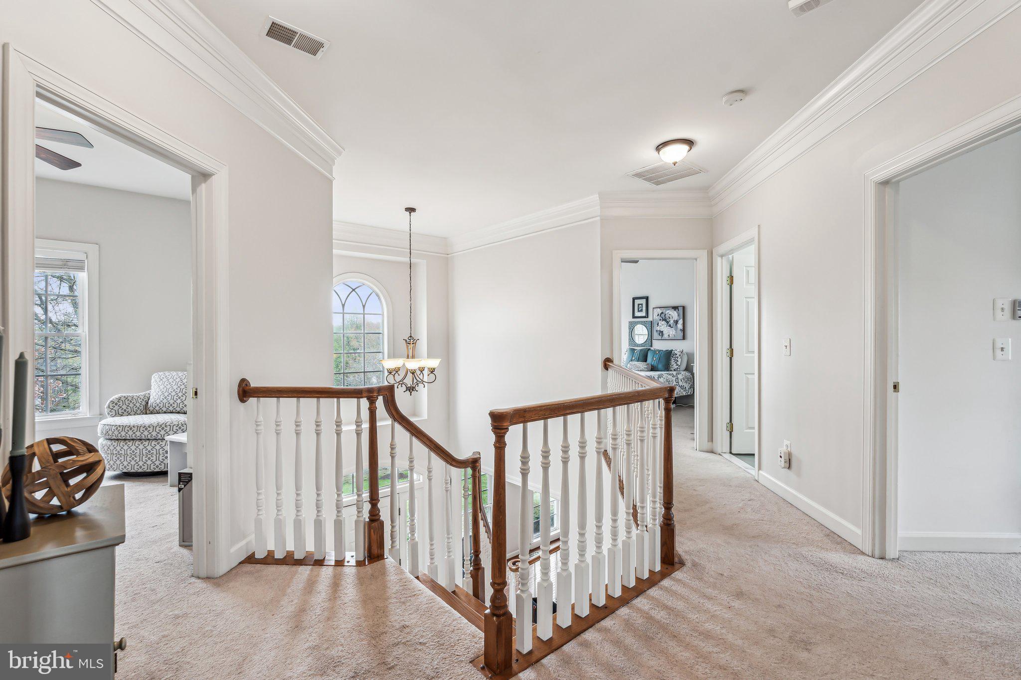 7560 Coopers Hawk Dr